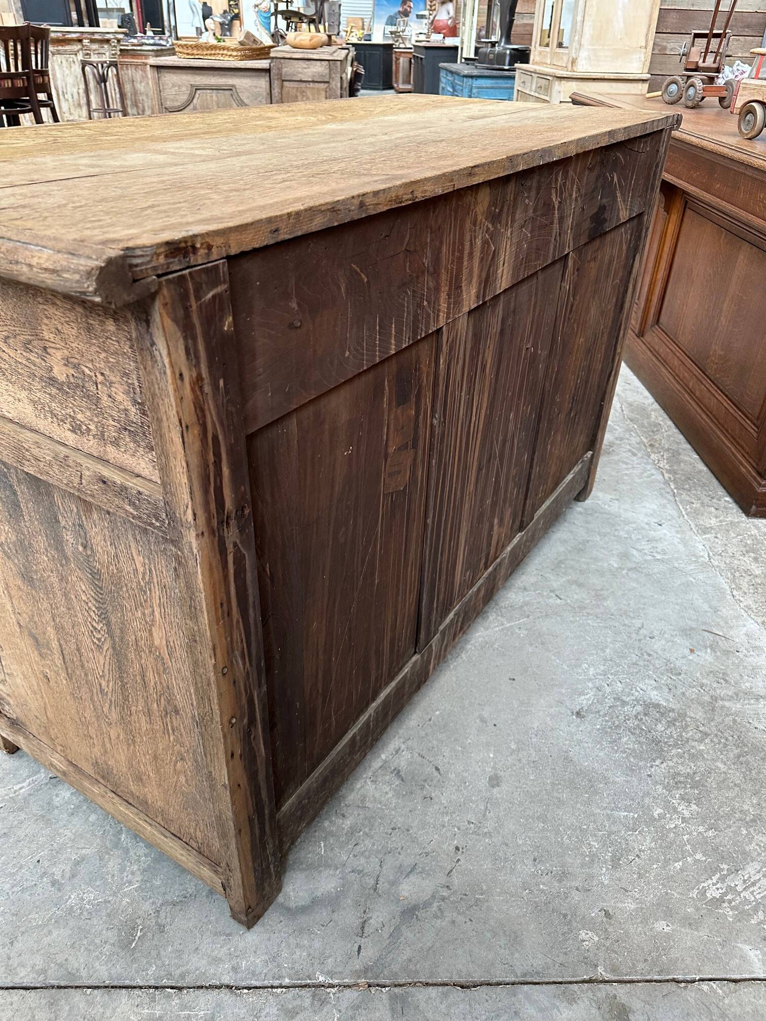Atypical 19th century oak sideboard