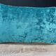 Lot de 2 coussins velours/imprimés 50x30cm