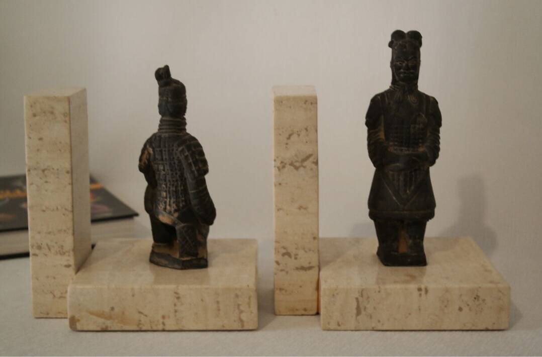 Paire de serre-livres vintage en travertin