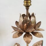Hollywood Regency-style "lotus flower" lamp foot