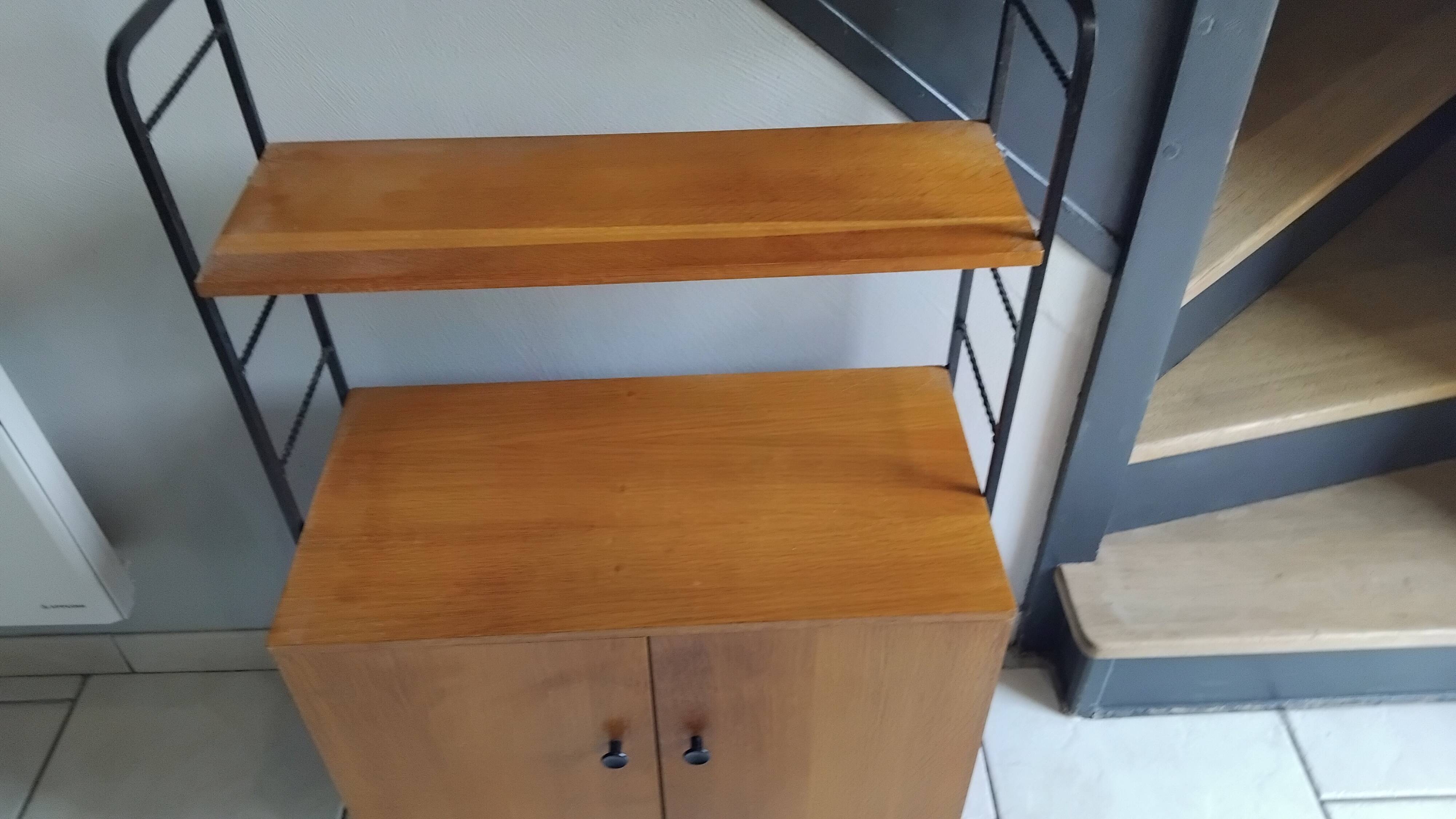 Small vintage shelf unit from the 50s and 60s.