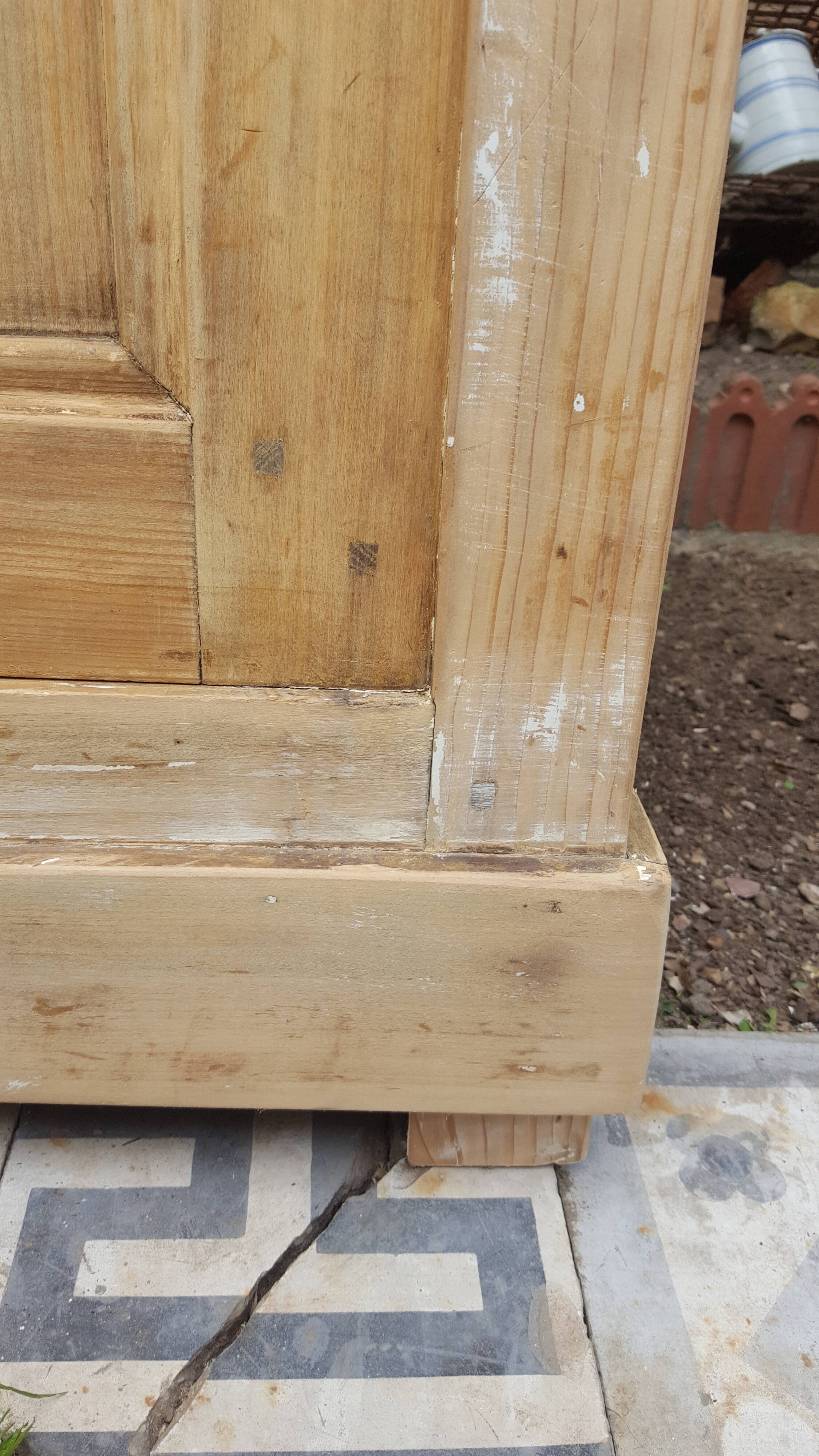 Natural wood charm buffet