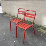 2 chaises style Tolix en métal rouge, France 1950
