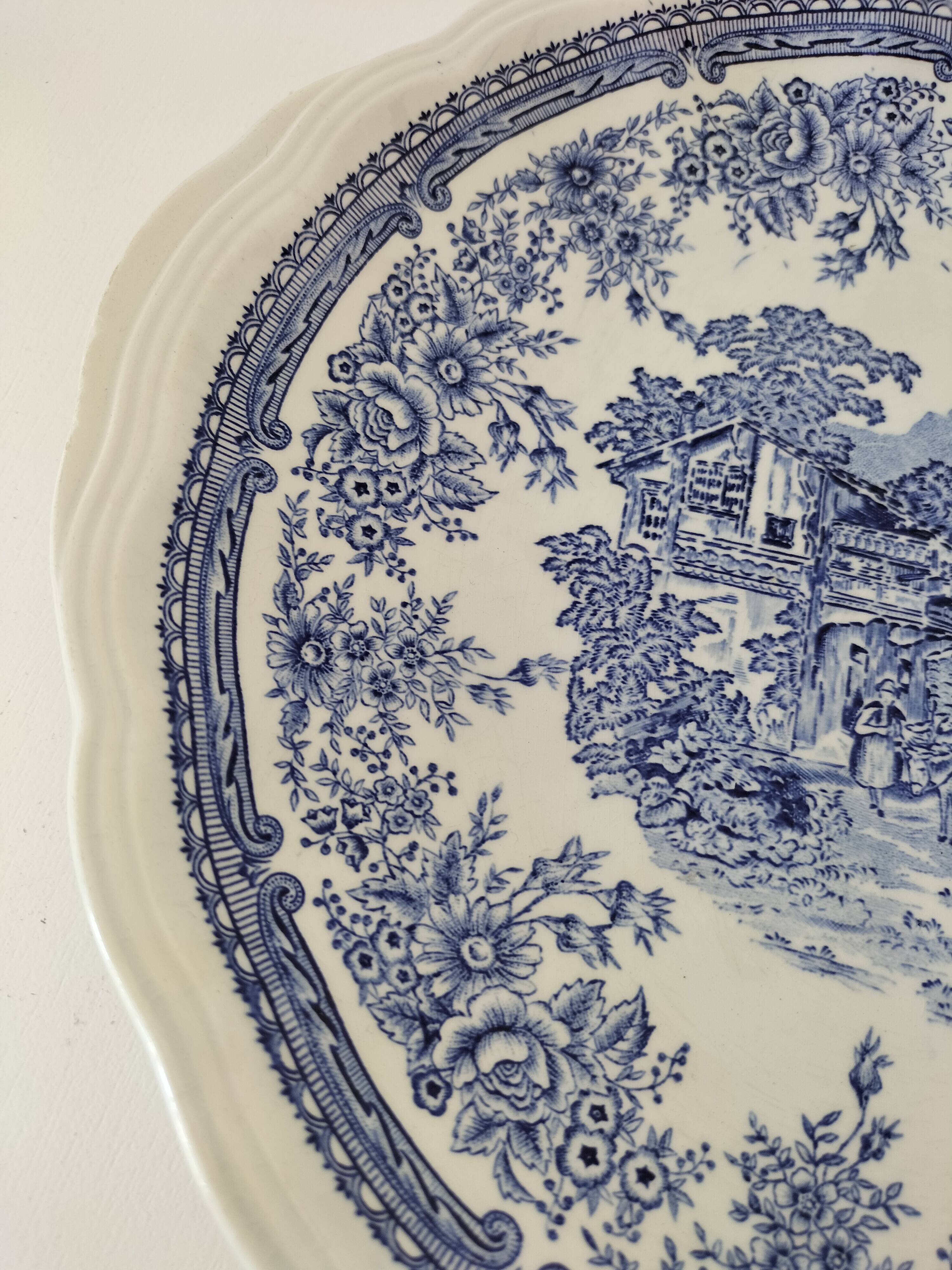 Pastoral blue decor dish, Lunéville earthenware, KG high-fire decor
