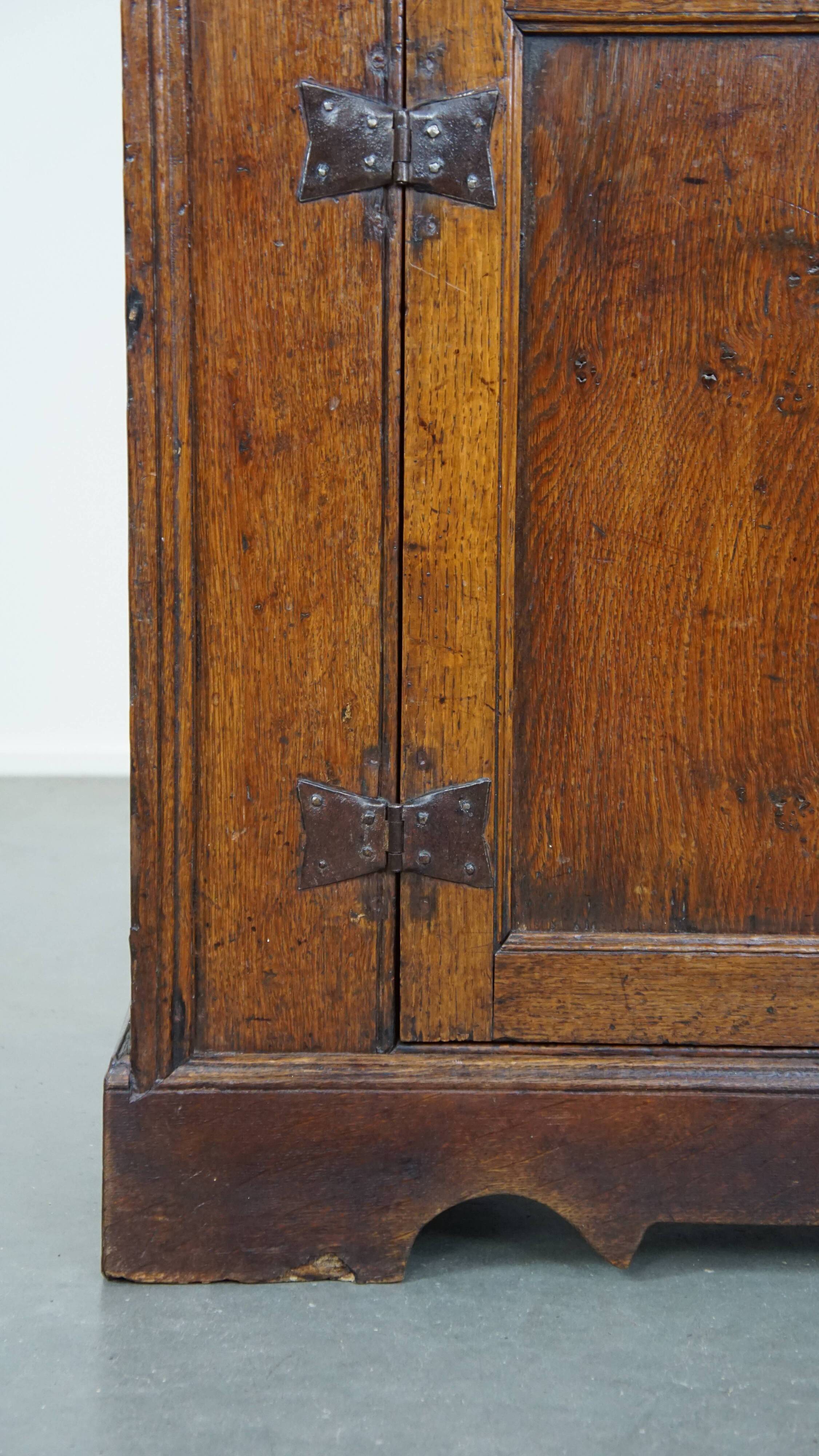 Antique oak cabinet with 4 doors from the 18th century