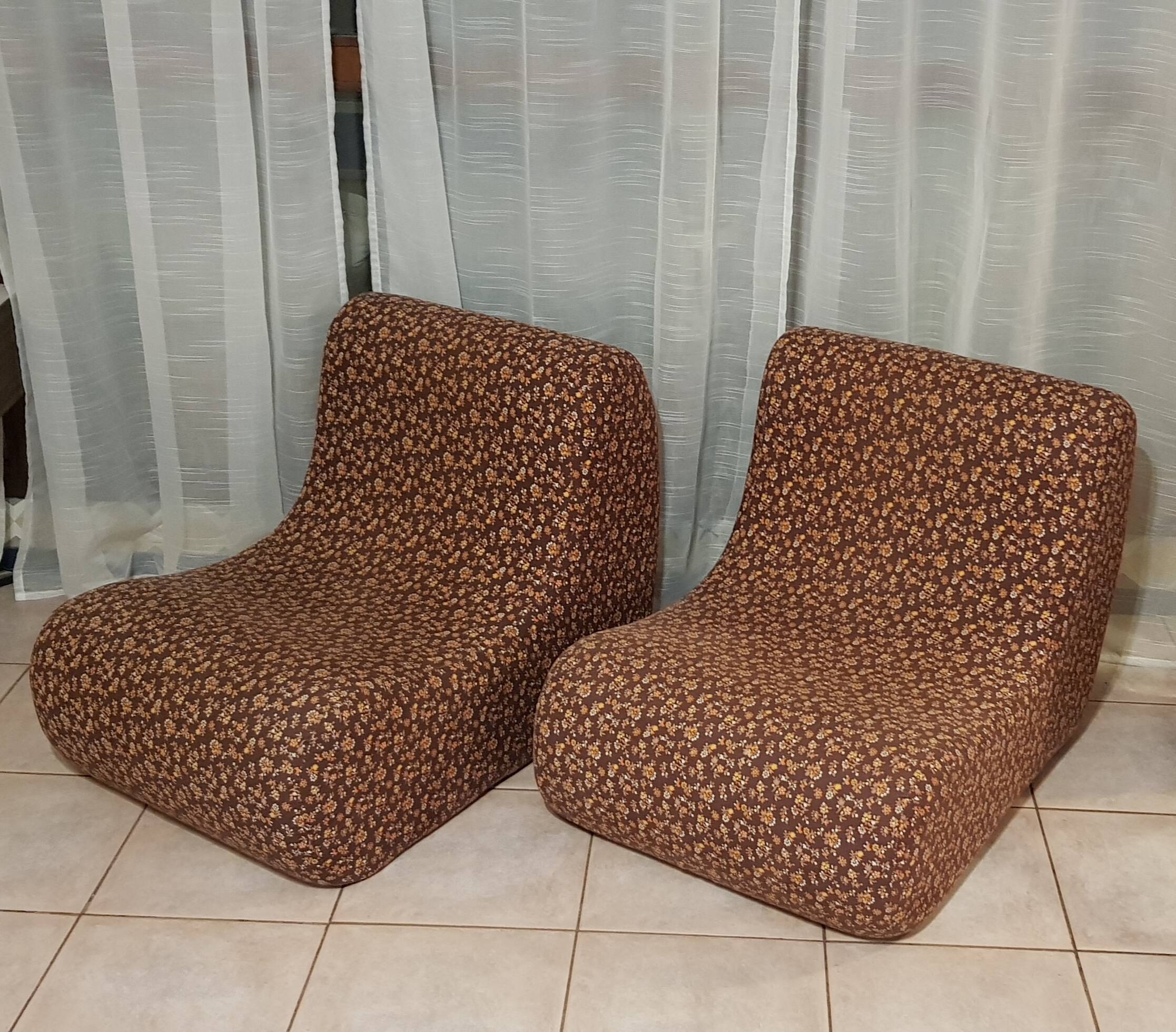 2 70s armchairs