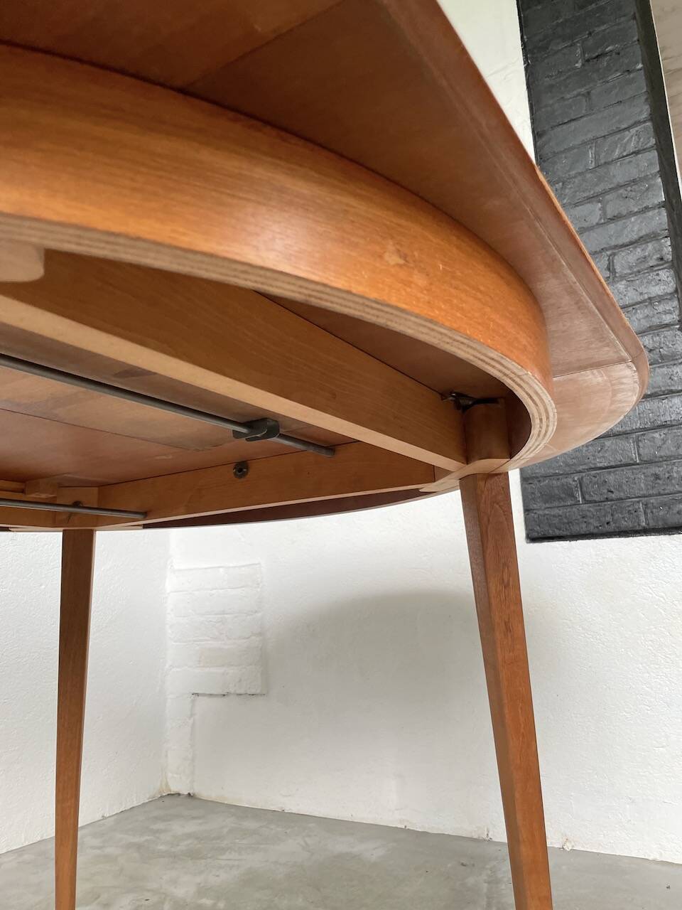 Scandinavian round teak table with extension