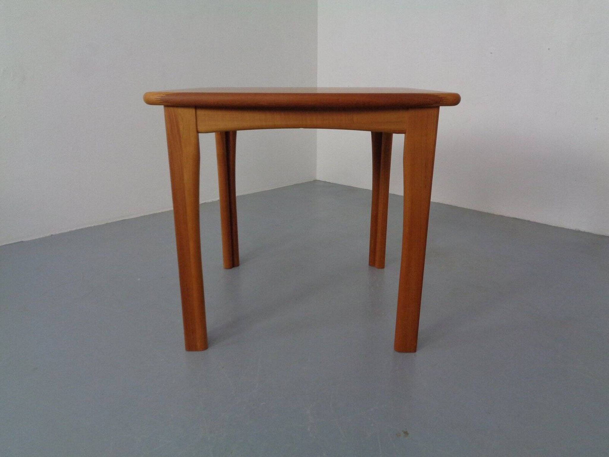 Small teak dining table from Dyrlund, 1970s