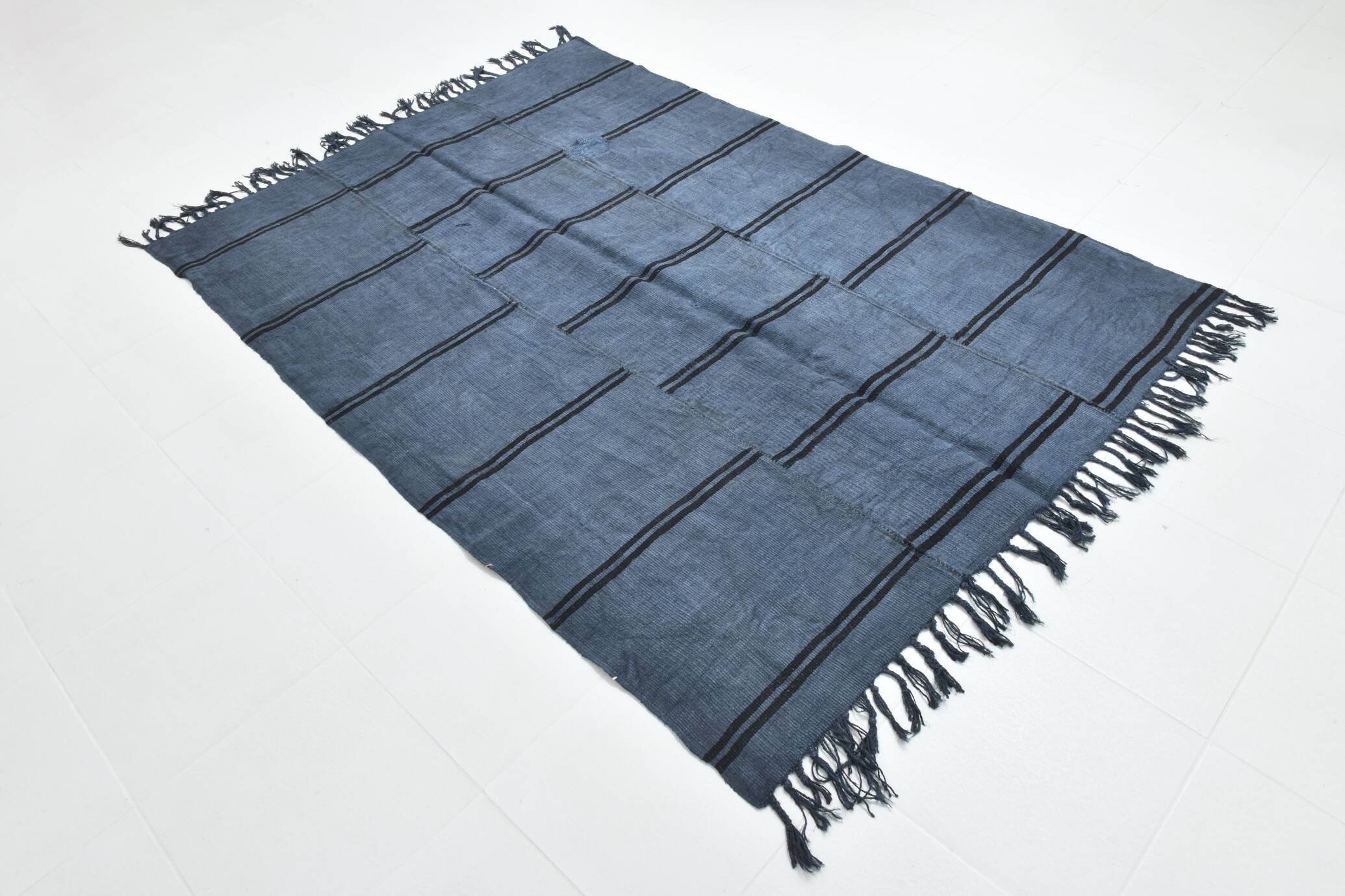 Blue & Black Ethnic Vintage Kilim Rug, 163x237Cm
