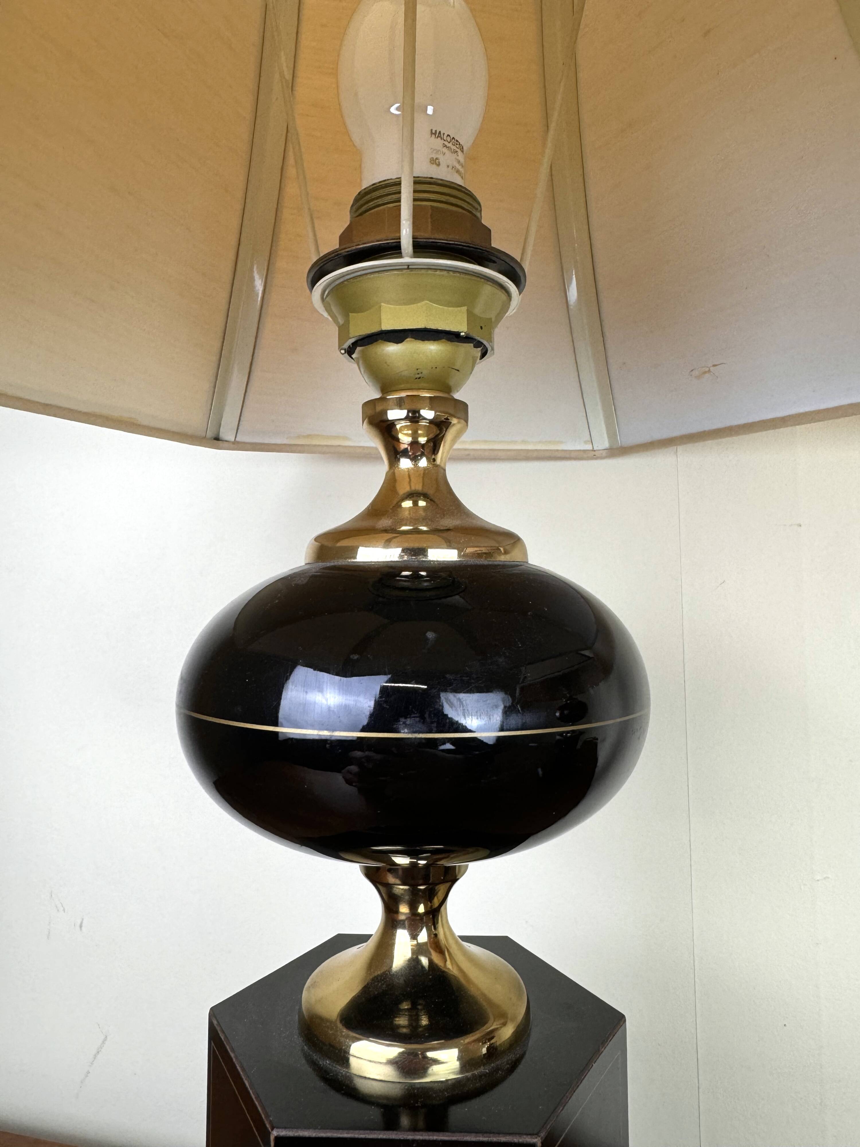 Maison le dauphin France: very large desk lamps from the 1970s