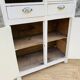 Buffet blanc vintage