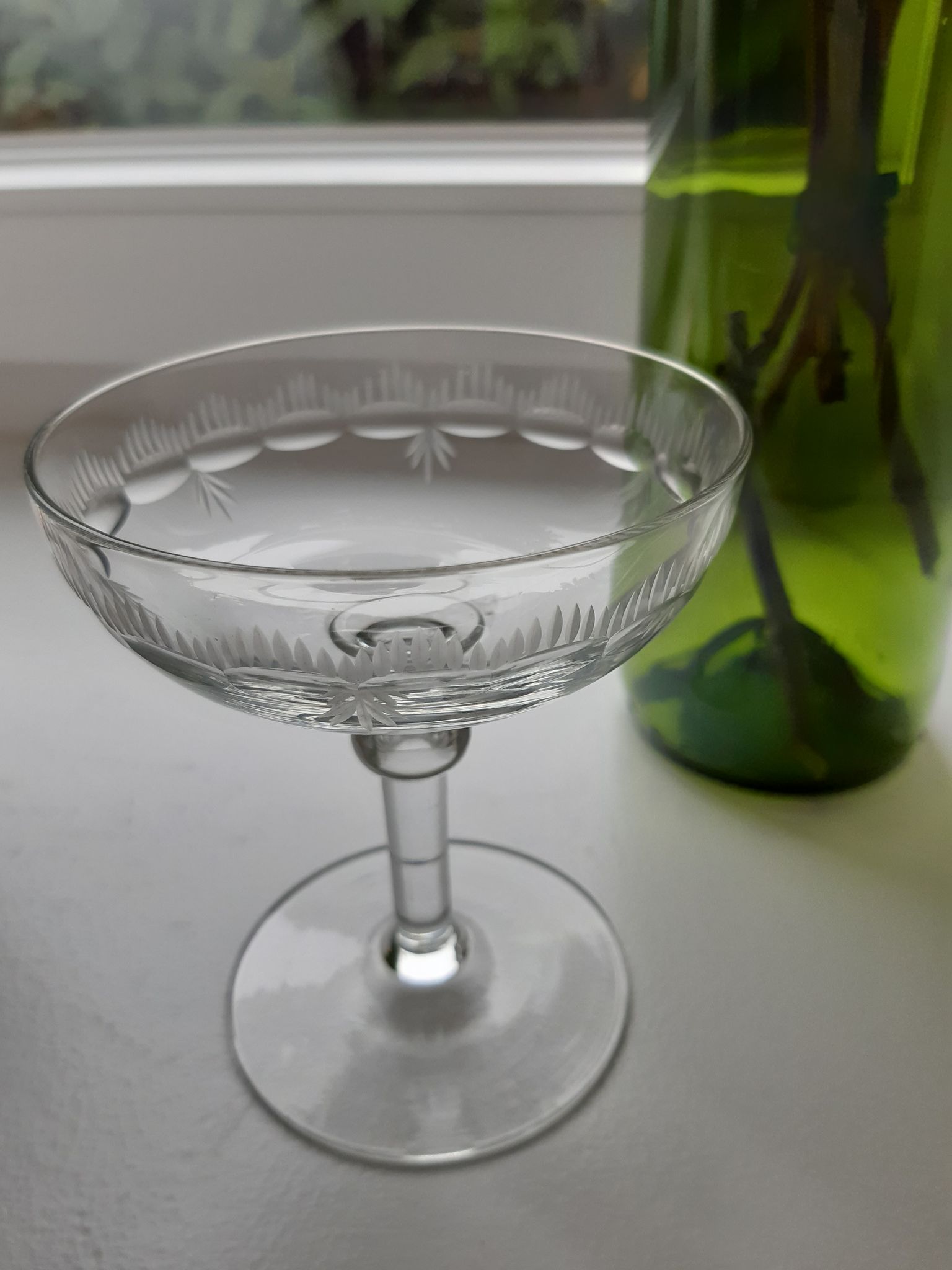 Lot of 6 mismatched crystal champagne glasses early 20th century