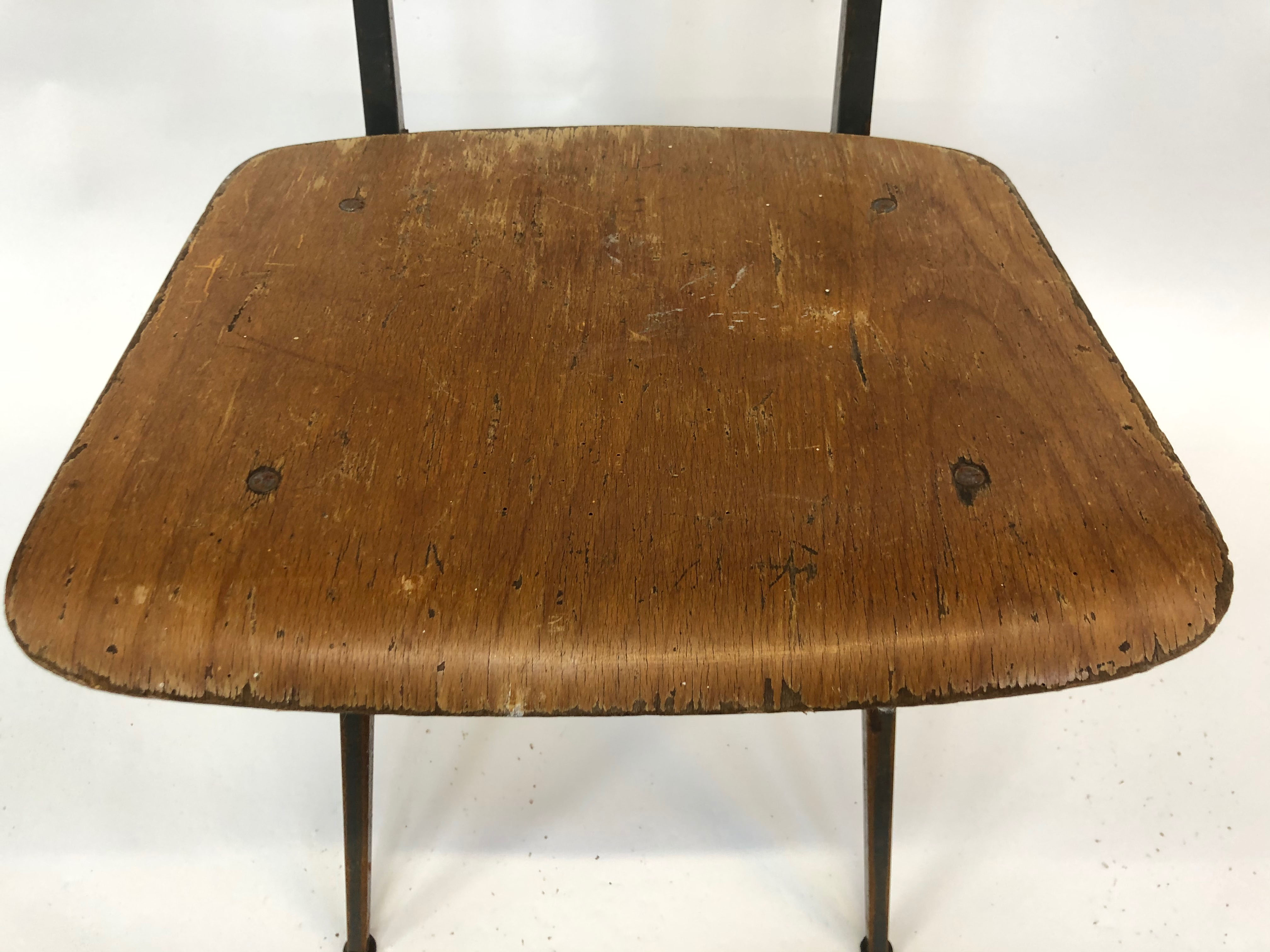 Ensemble de quatre chaises d'école vintage Marko Holland du style Friso Kramer des années 60