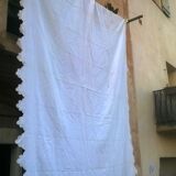 Tablecloth with vintage scalloped edge 200 X 250 cm