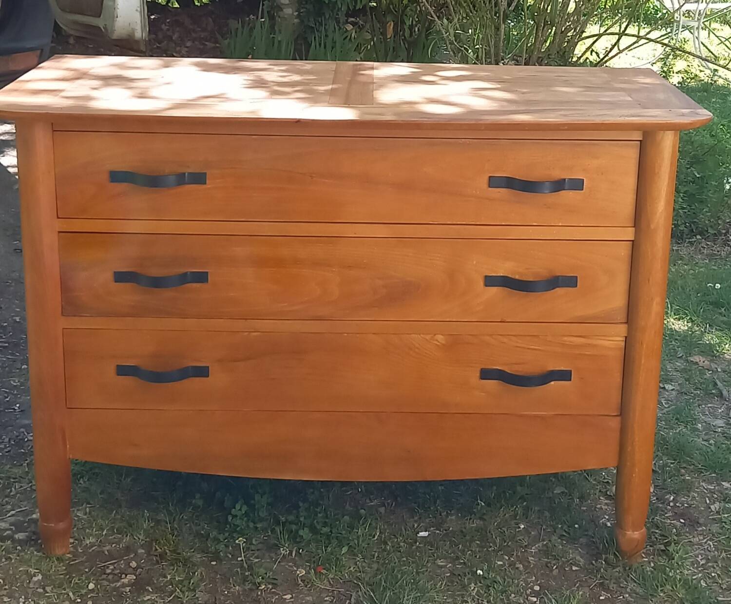 Solid elm chest of drawers with 3 drawers