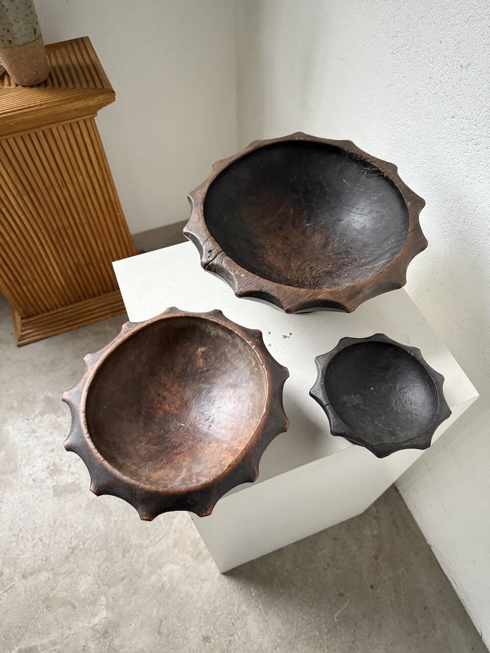 Brutalist wooden dishes, Savoyard popular art.