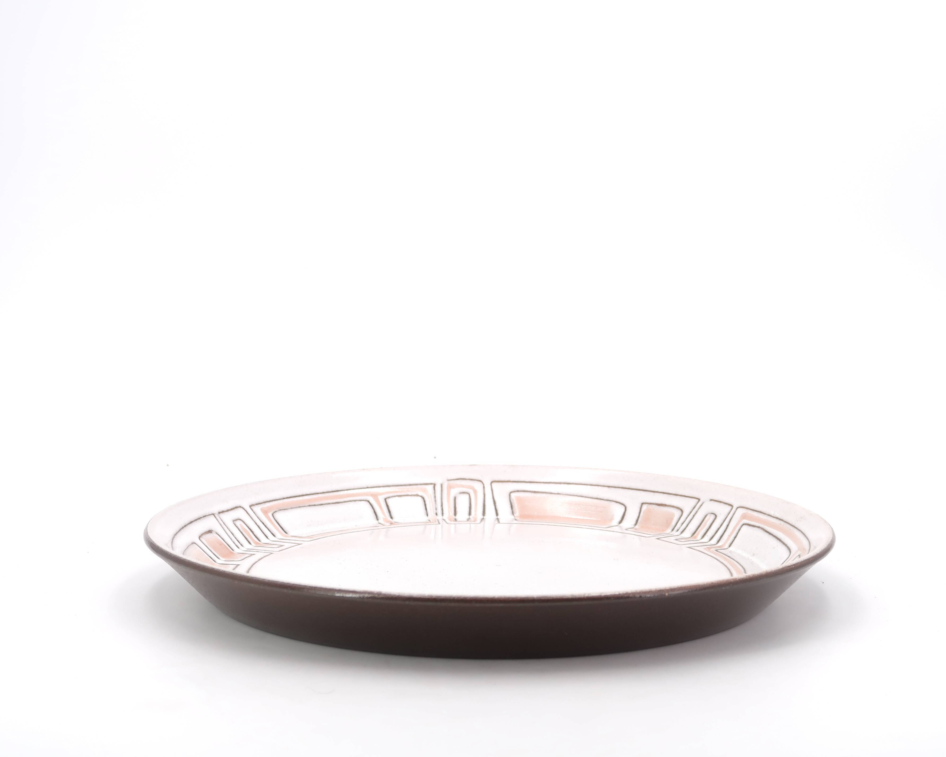 Hollow round dish, mesh model, in Niderviller earthenware, 1960s