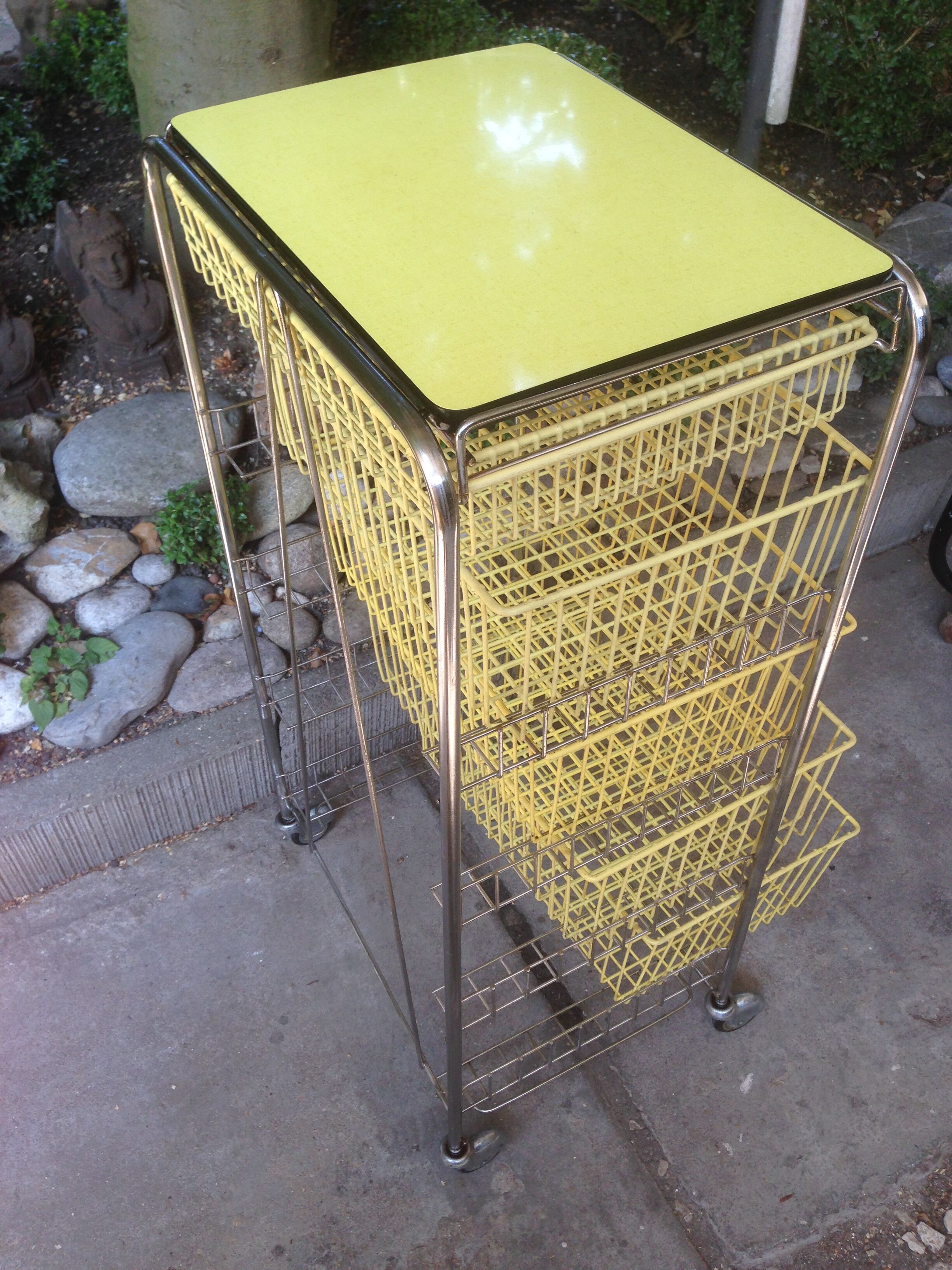 Yellow formica dessert