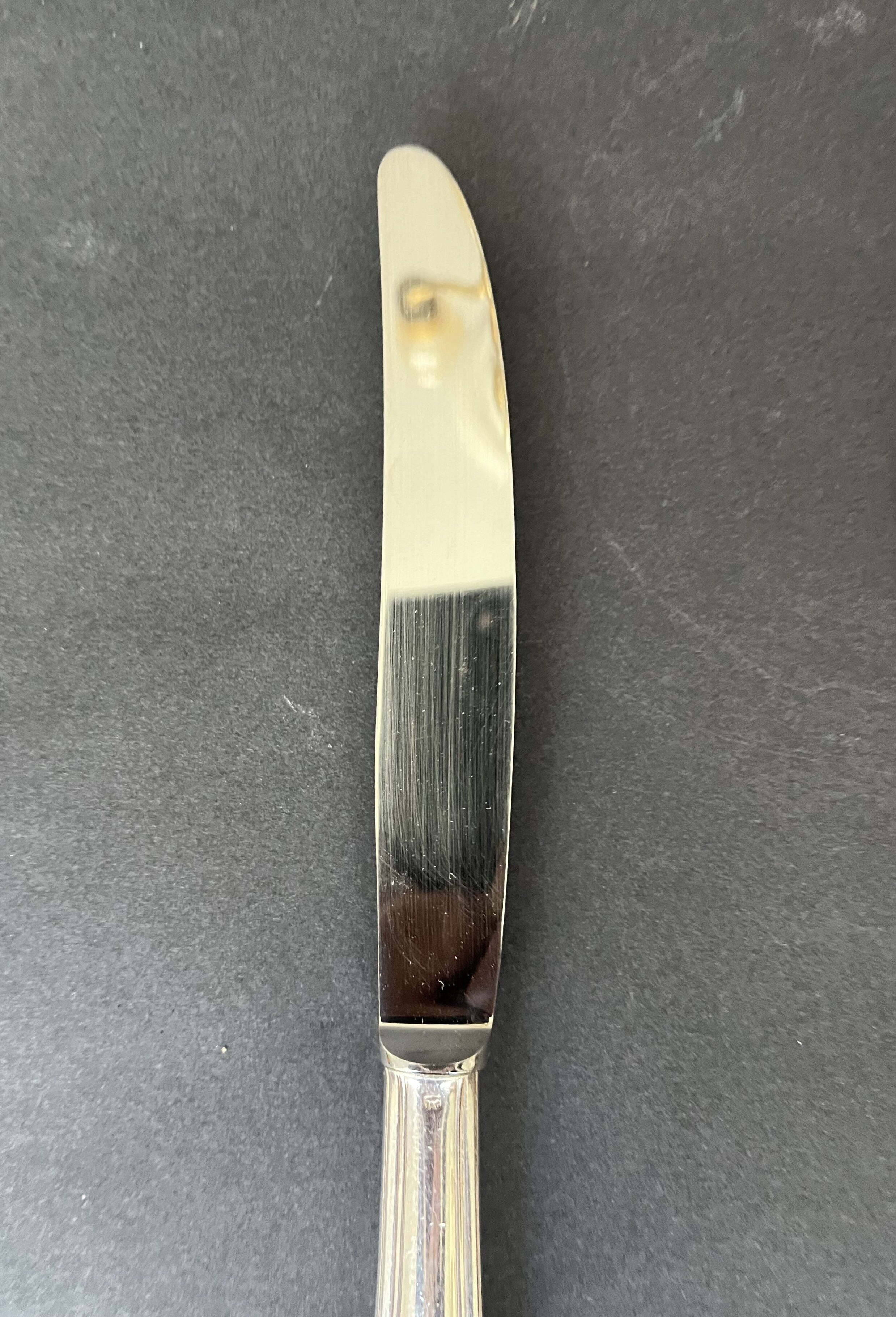 Ménagère en métal argenté de 61 pièces