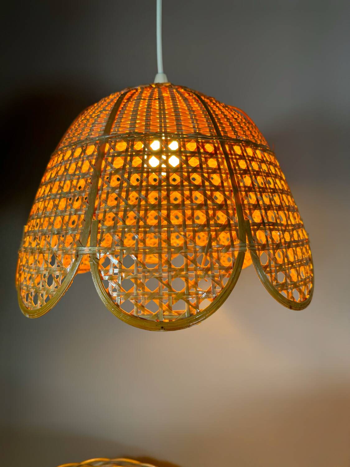 60s rattan flower chandelier