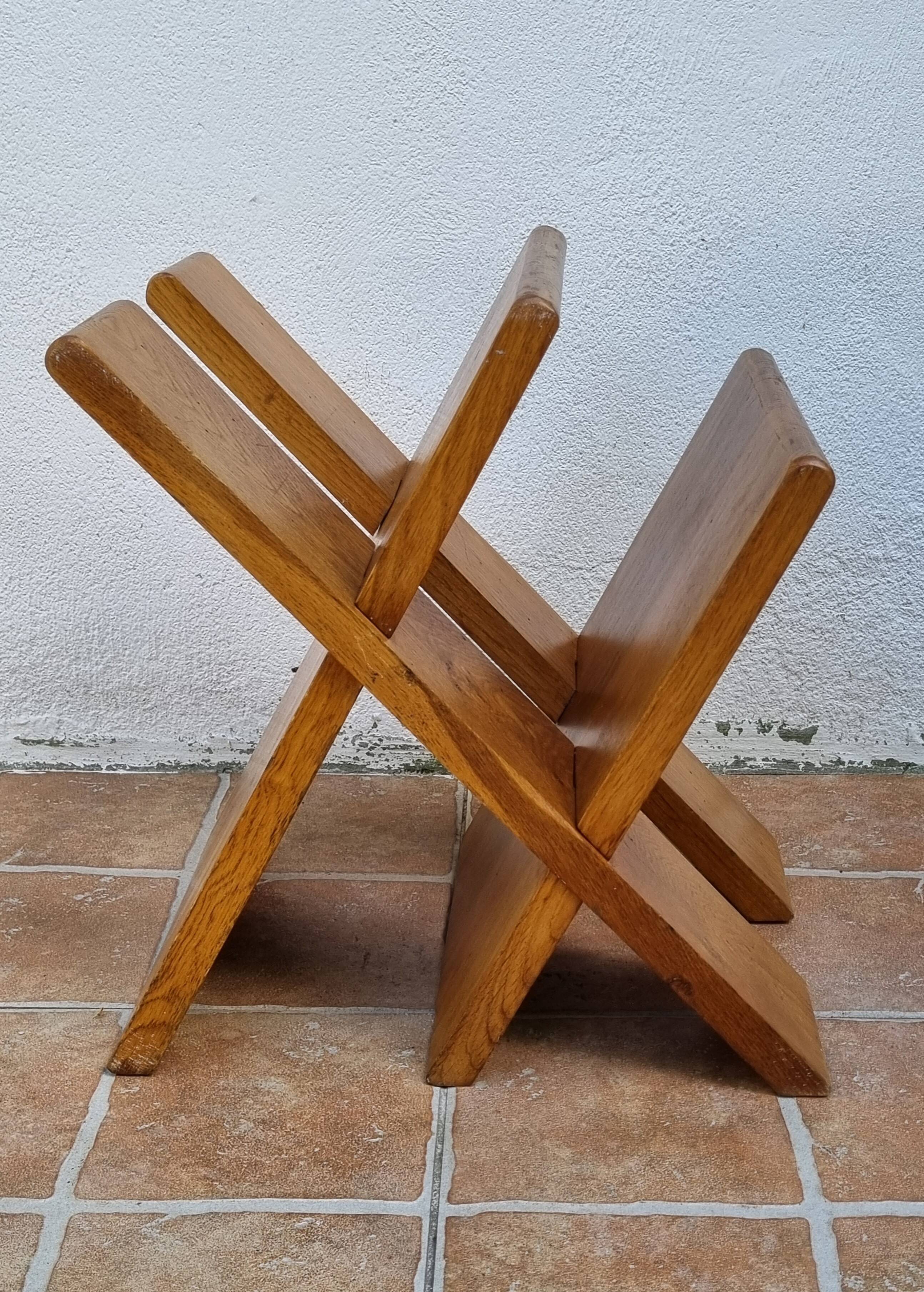 Porte-revues “Palabres” vintage en bois massif démontable, années 70, 40 cm
