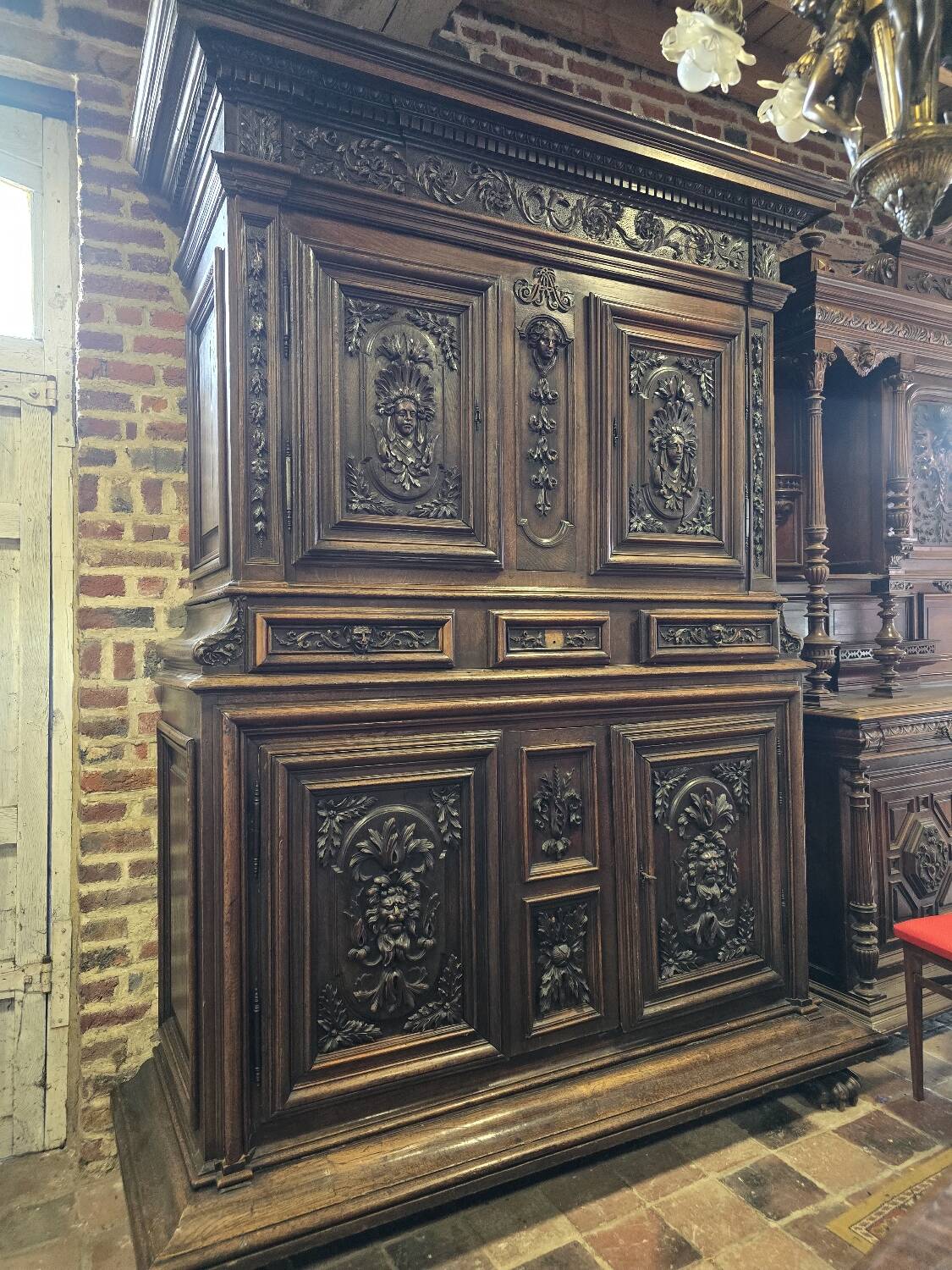 18th century Renaissance 4 door furniture