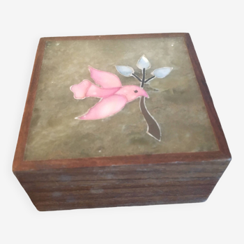 Wooden and mother-of-pearl box with dove and branch