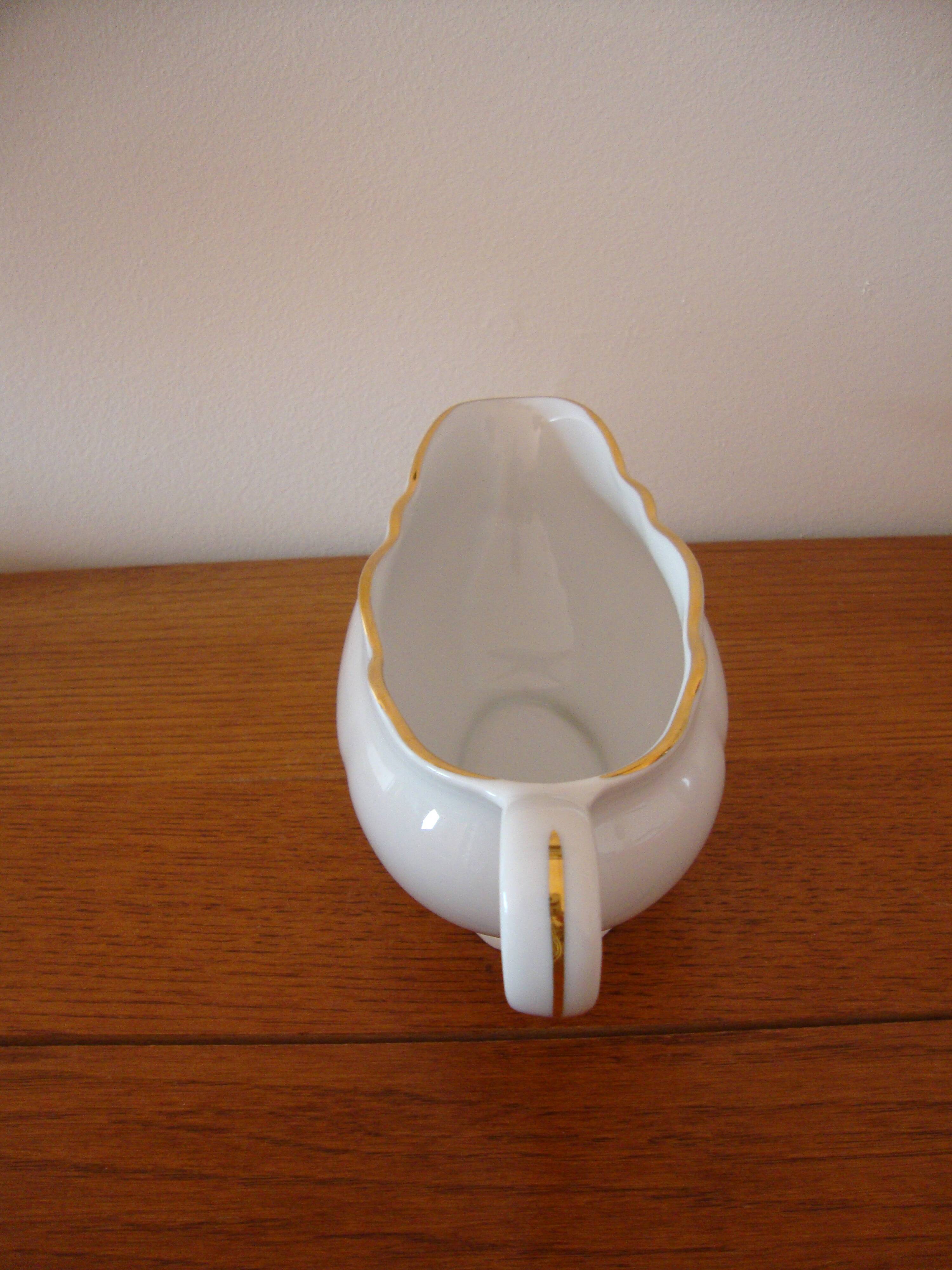 White fine porcelain saucière creation A. Deshoulières