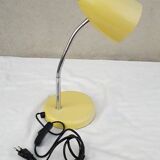 Desk lamp