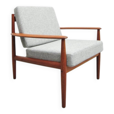 Chaise longue en teck par Grete Jalk pour France & Son, années 1950.