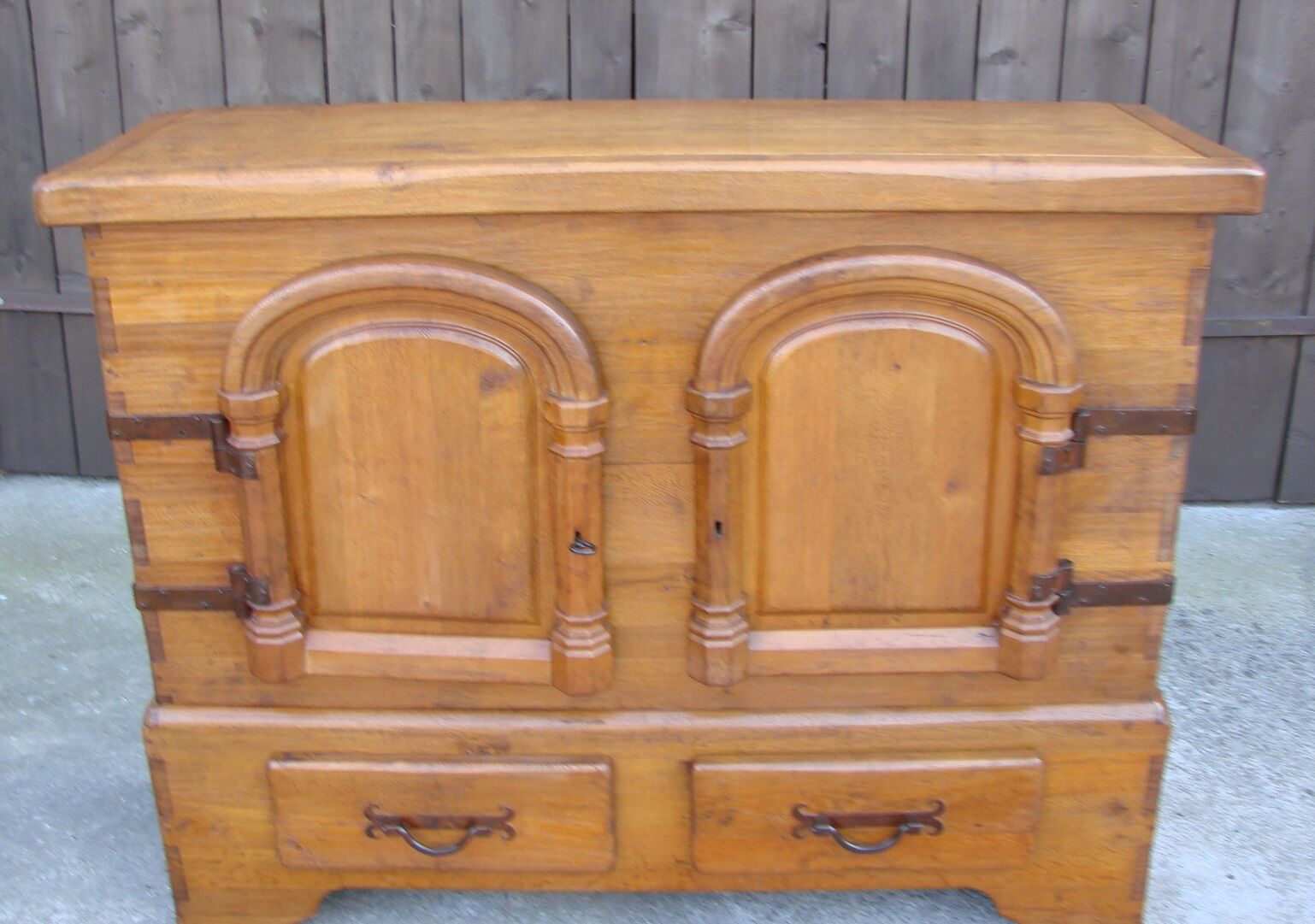 Oak chest of drawers, 50s