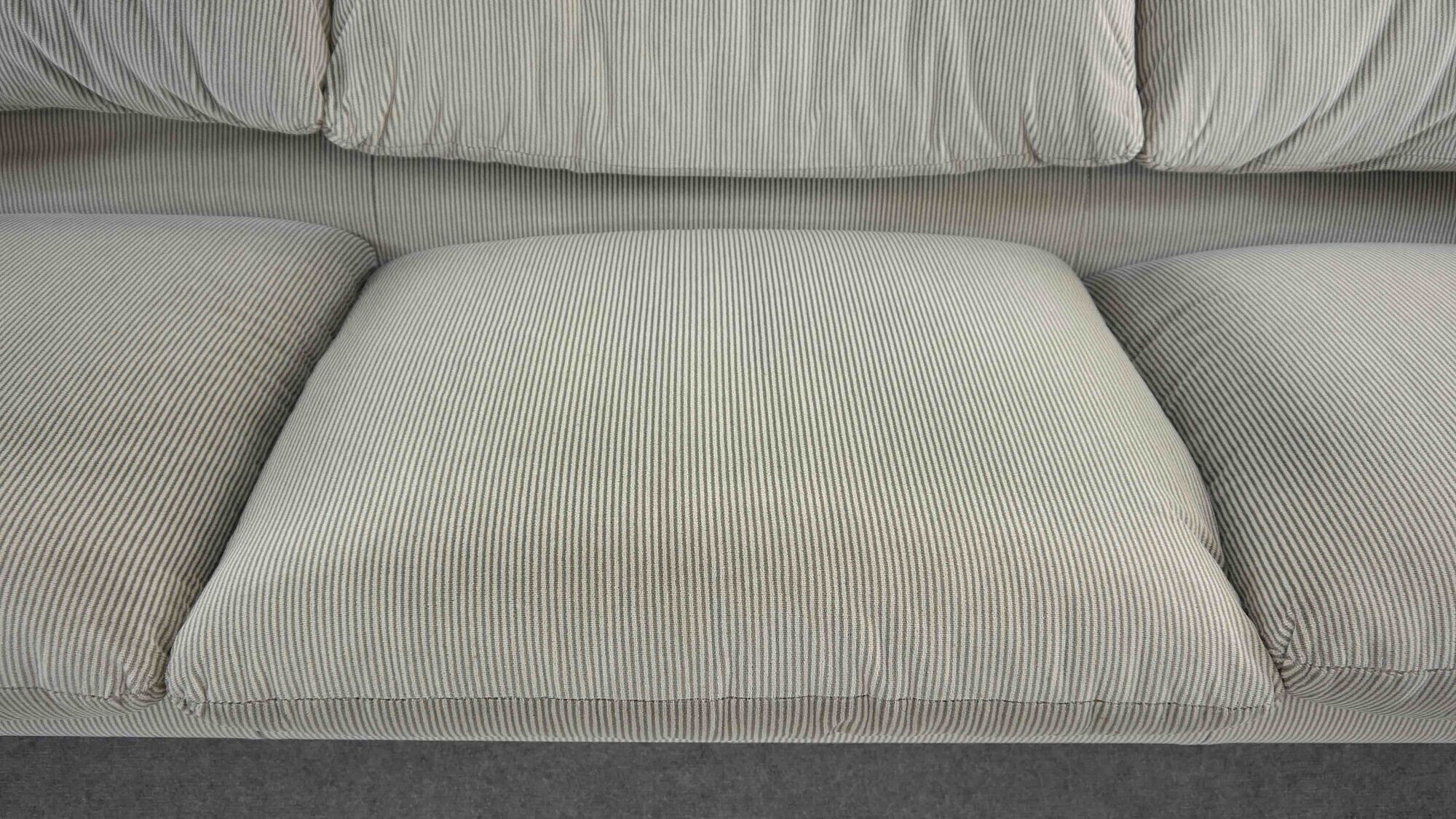 Cassina Maralunga 3-Seater Sofa by Vico Magistretti in grey striped fabrics
