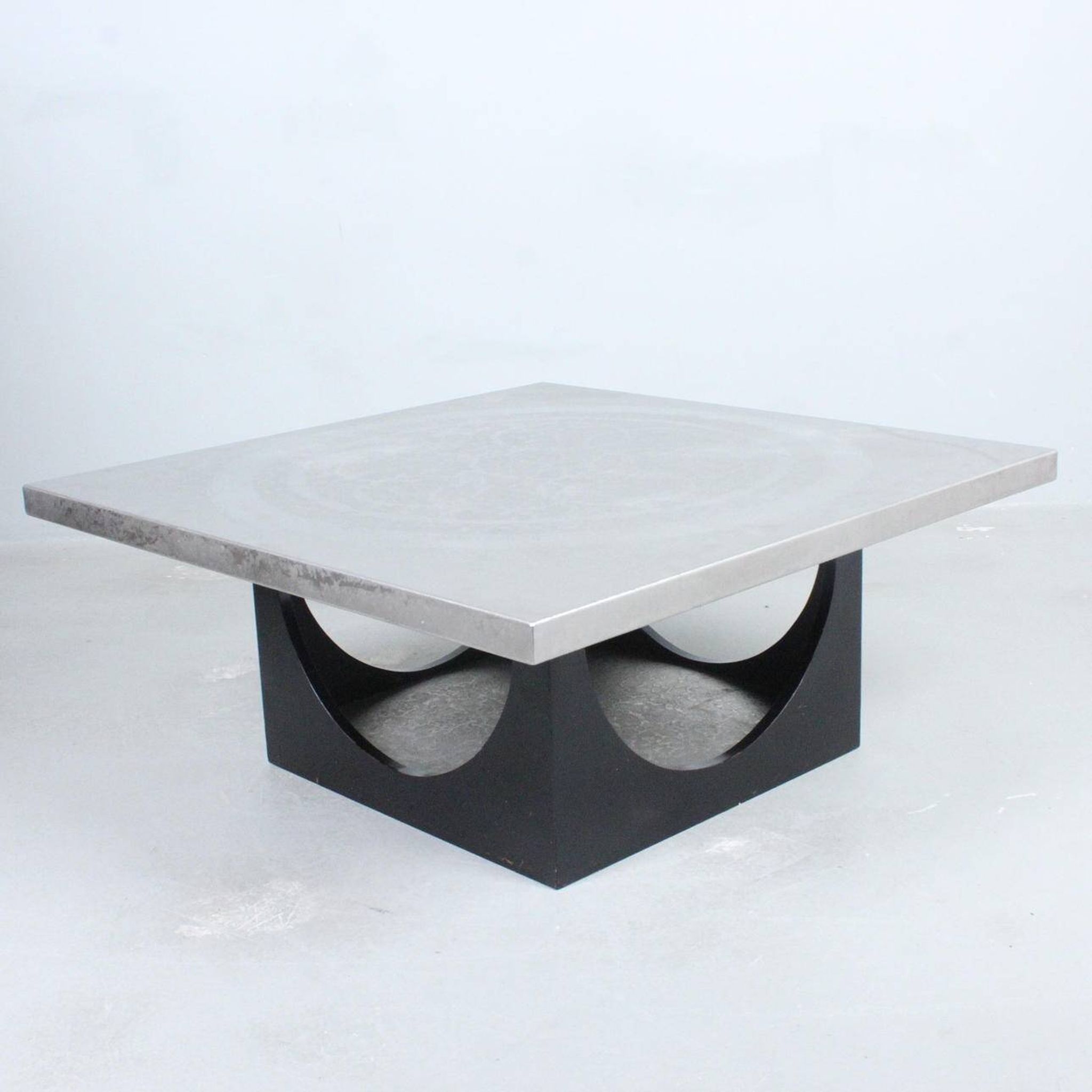Heinz LILIENTHAL (1927-2006), coffee table, wood, engraved plaque, 1970s