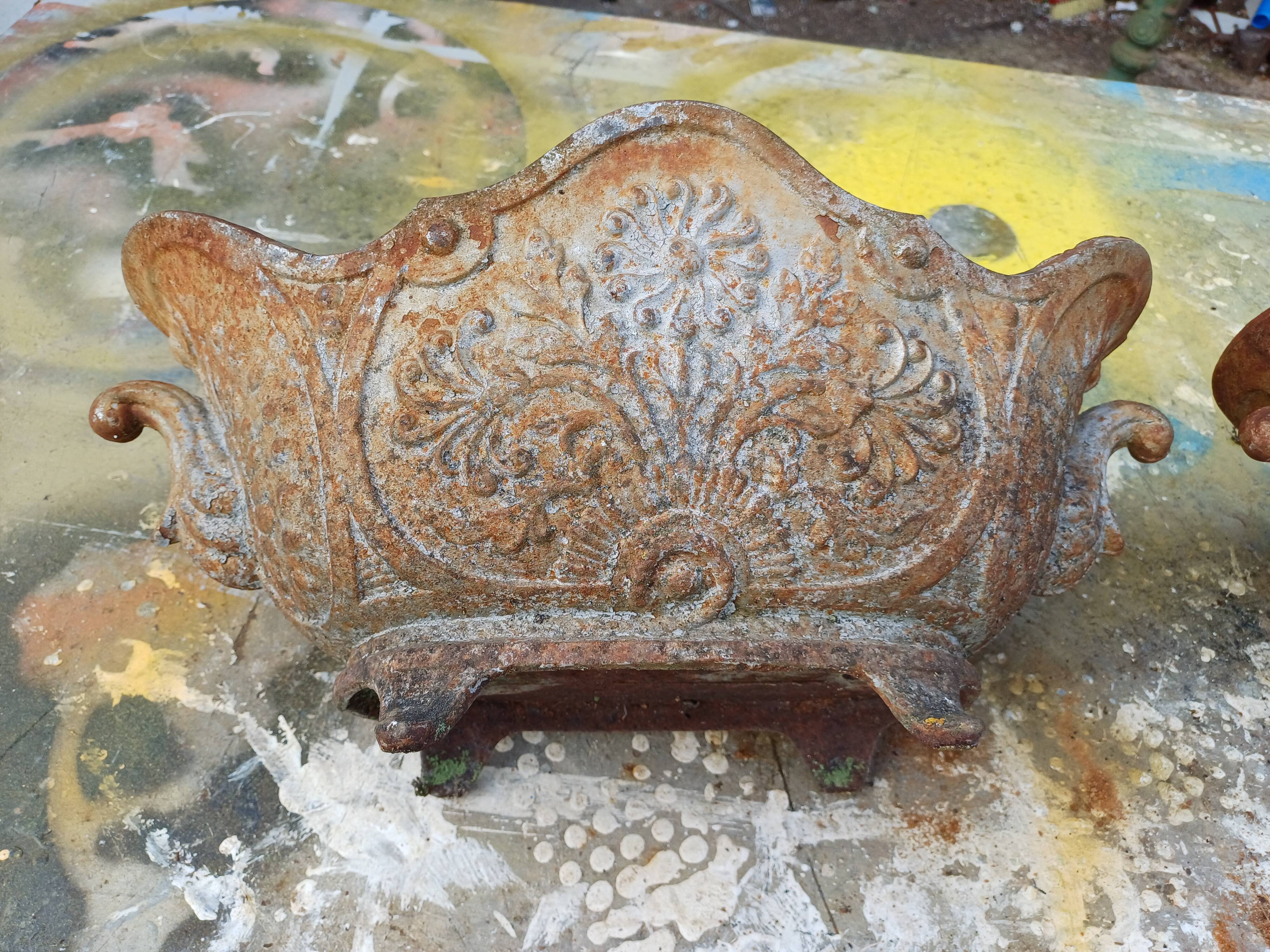 Pair of enamelled cast iron planters from 1900 from Charleville-Mézières