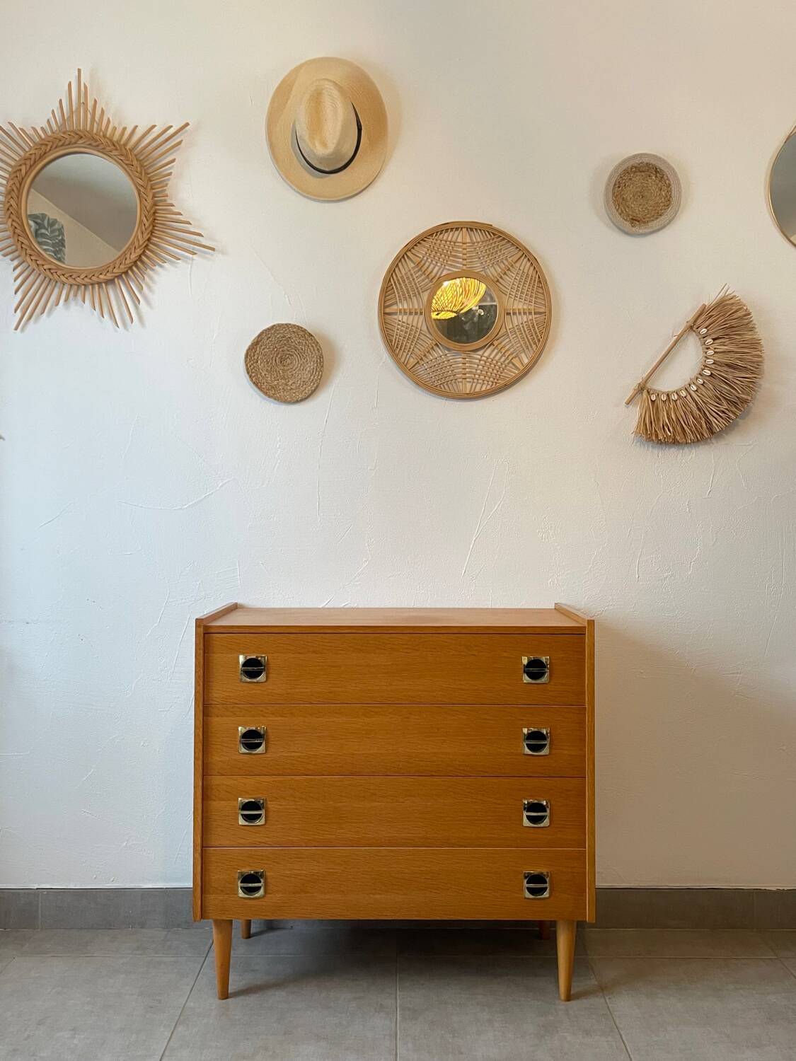 Vintage oak chest of drawers