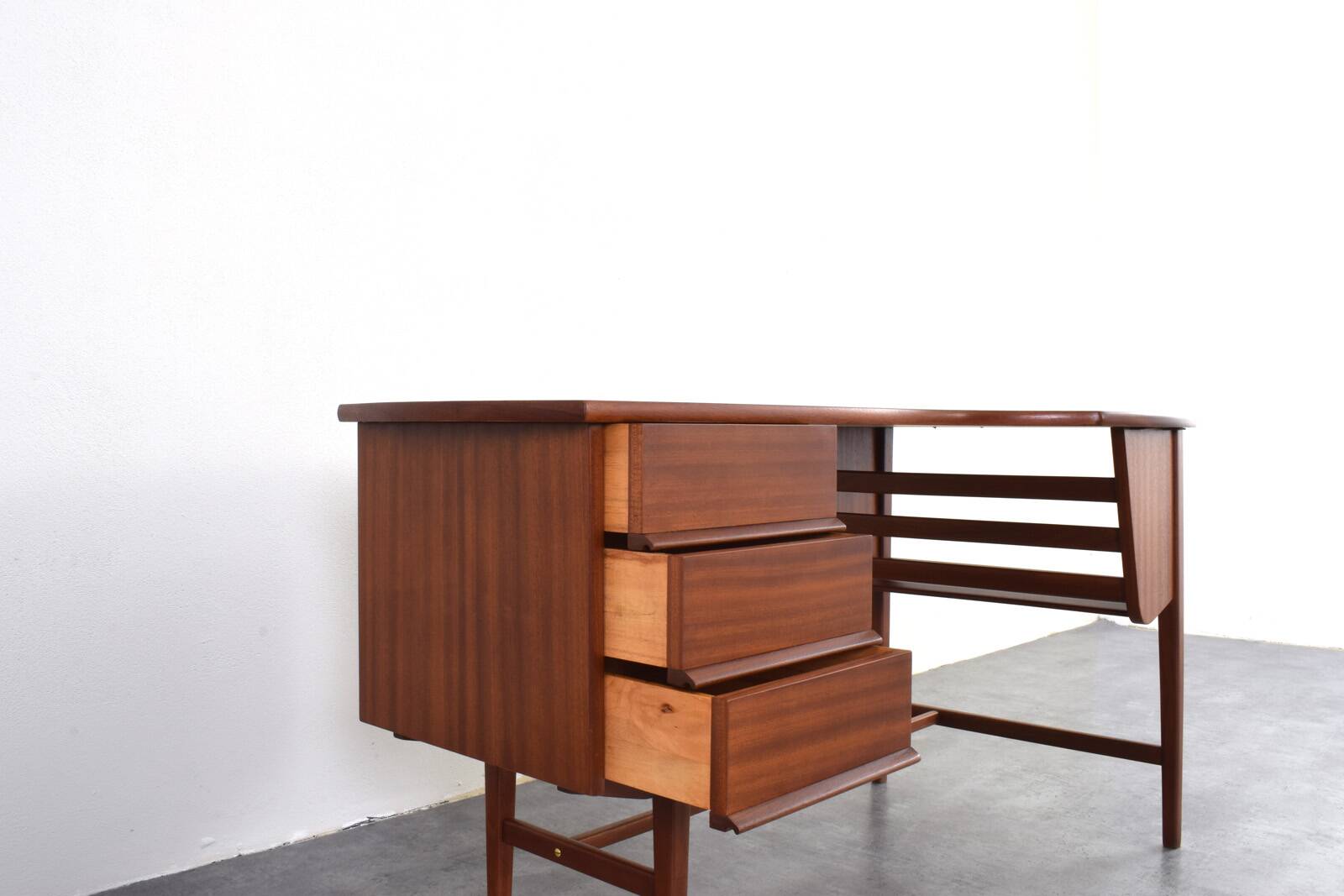 Mid-Century Kidney Shaped Danish Teak Desk, 1960s.
