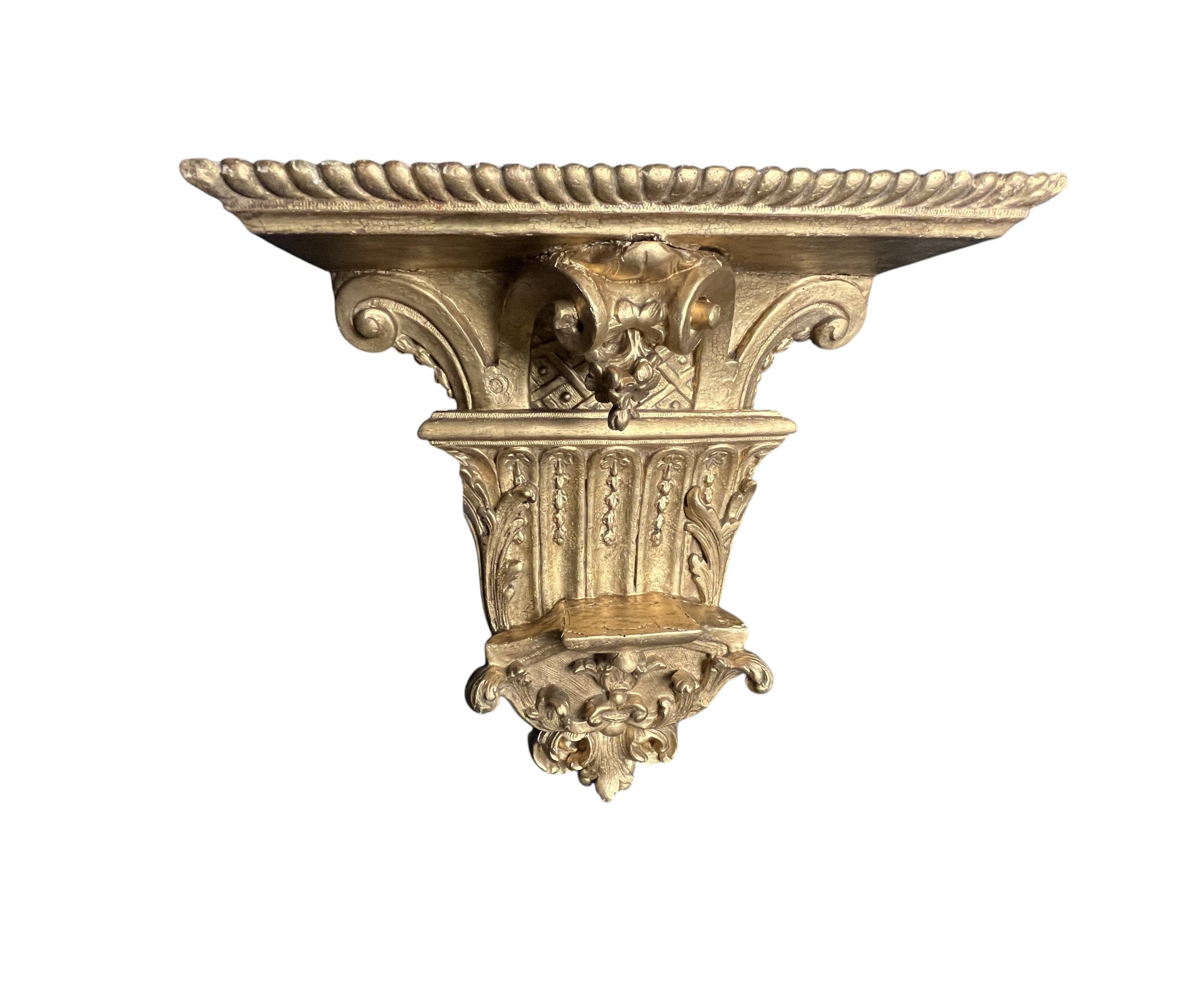Church wall console shelf in carved gilded wood, 19th century.