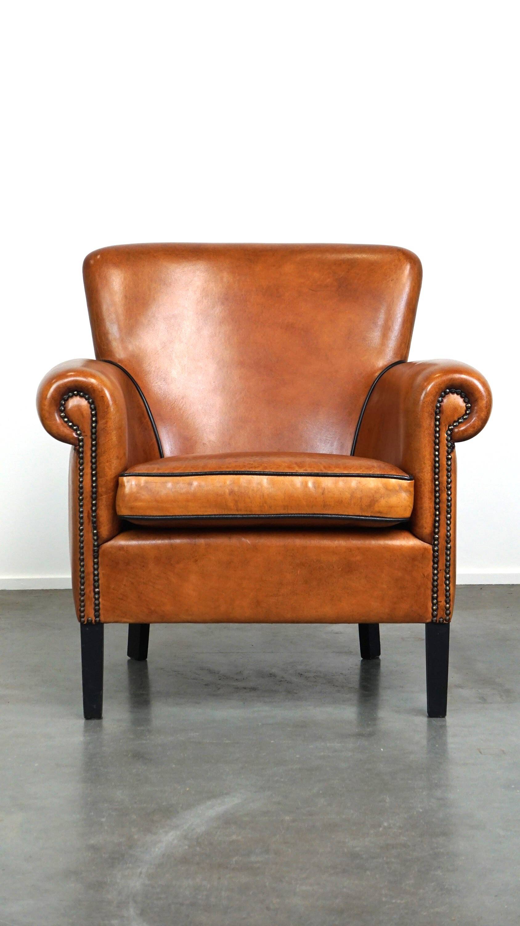 Sheepskin Armchair in Excellent Condition with a Luxurious Appearance