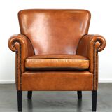 Sheepskin Armchair in Excellent Condition with a Luxurious Appearance