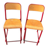 2 chaises hautes industrielles