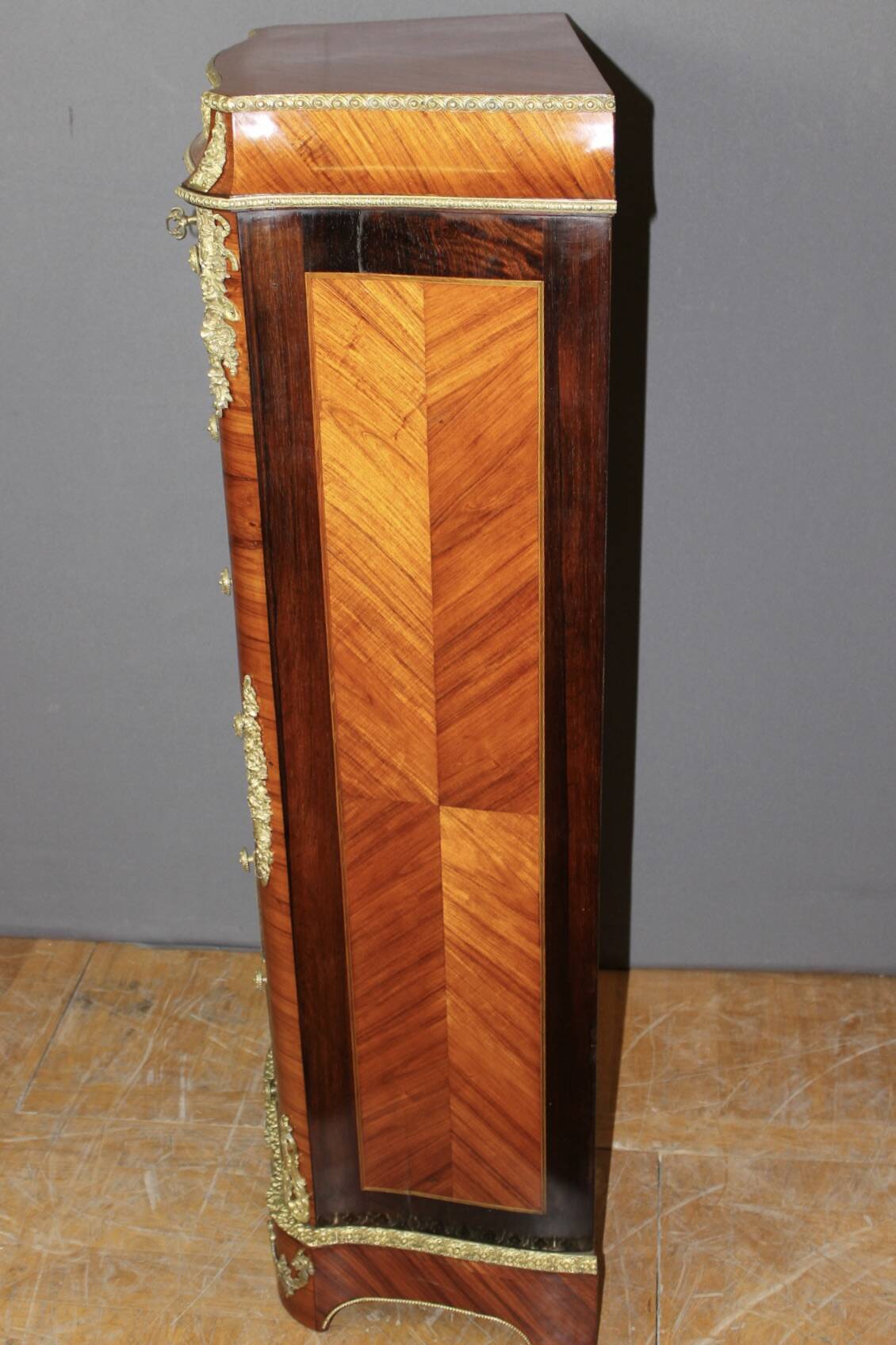 Napoleon III secretary in marquetry and bronze 19th century