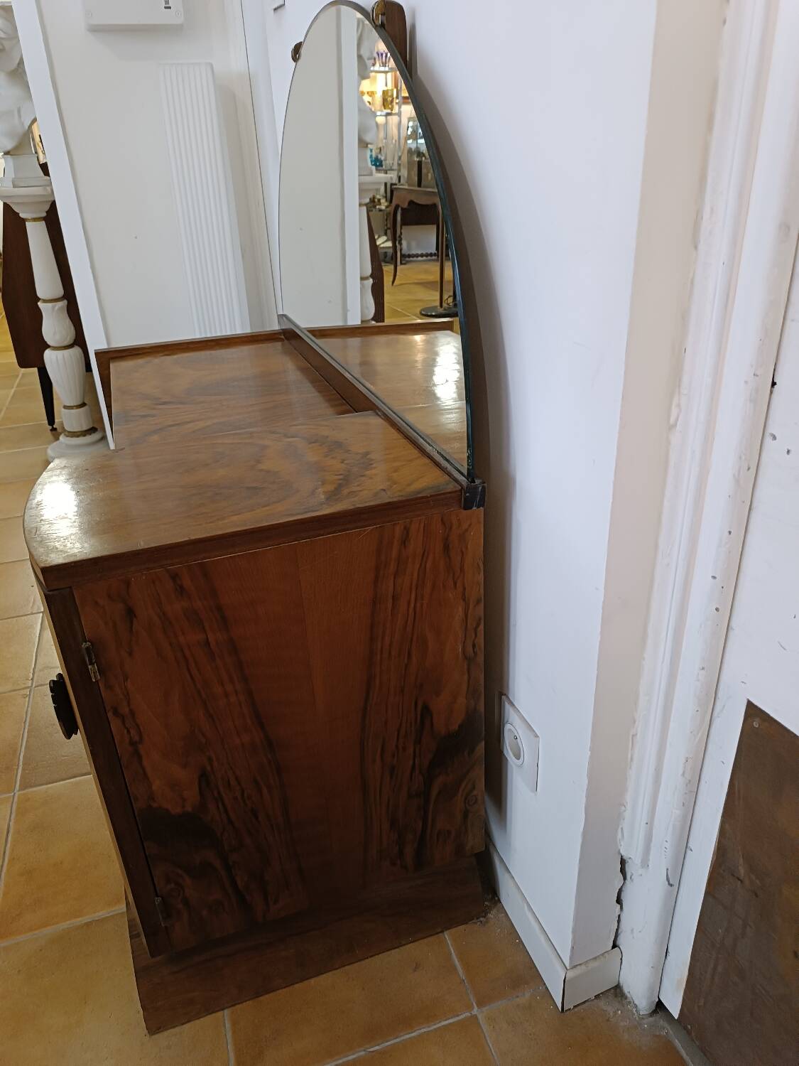Art deco dresser table from the 30s