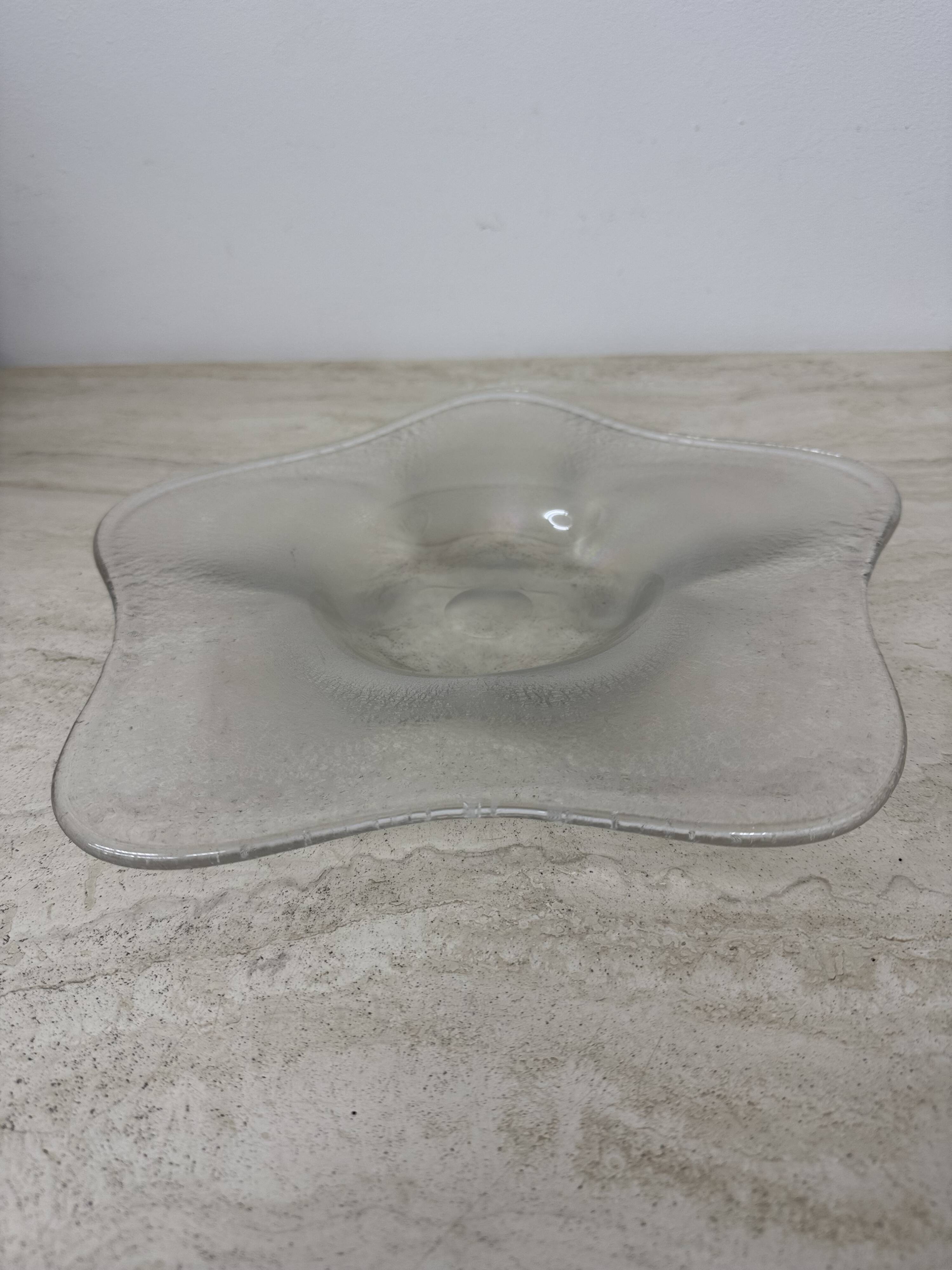 Antique bowl Willem Jacob Rozendaal for  Kristalunie Maastricht Coquille