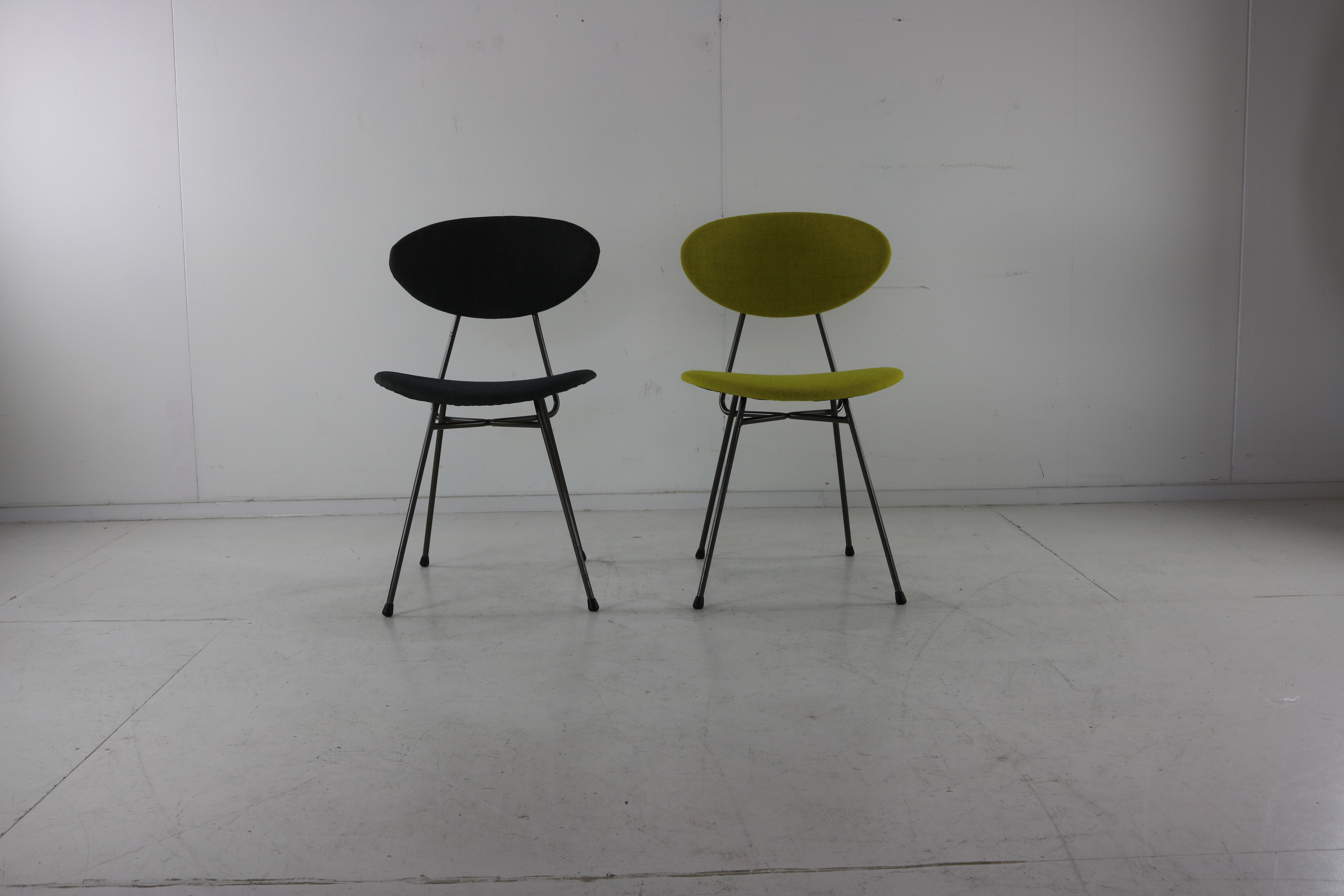 Set of two dining chairs designed in 1955 by Rob Parry and Emile Truijen