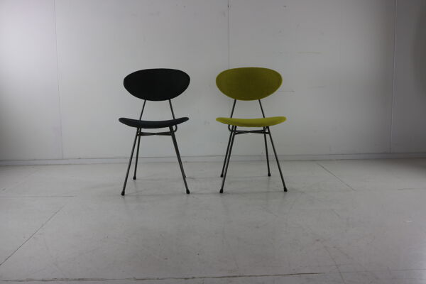 Ensemble de deux chaises de salle à manger conçues en 1955 par Rob Parry et Emile Truijen