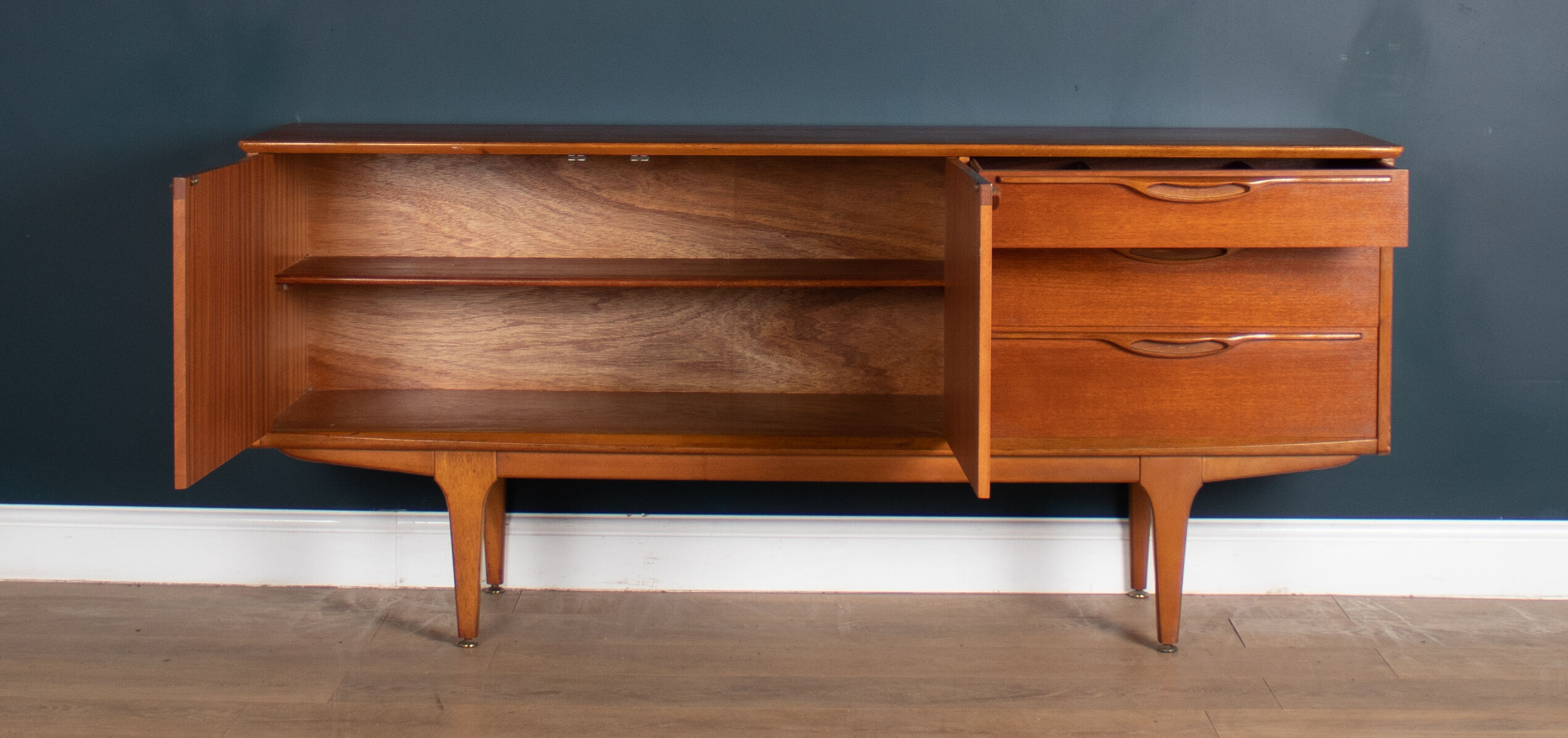 Jentique sideboard 1960