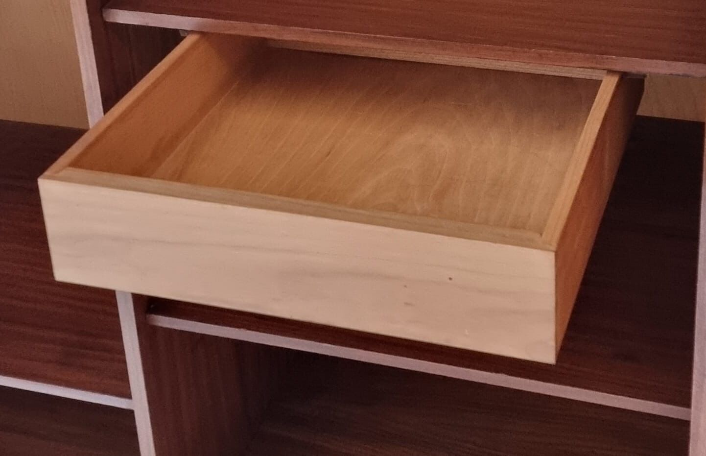 Armoire du milieu du siècle