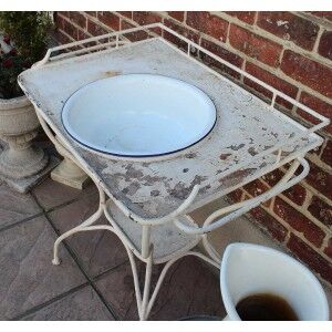 Antique washbasin table