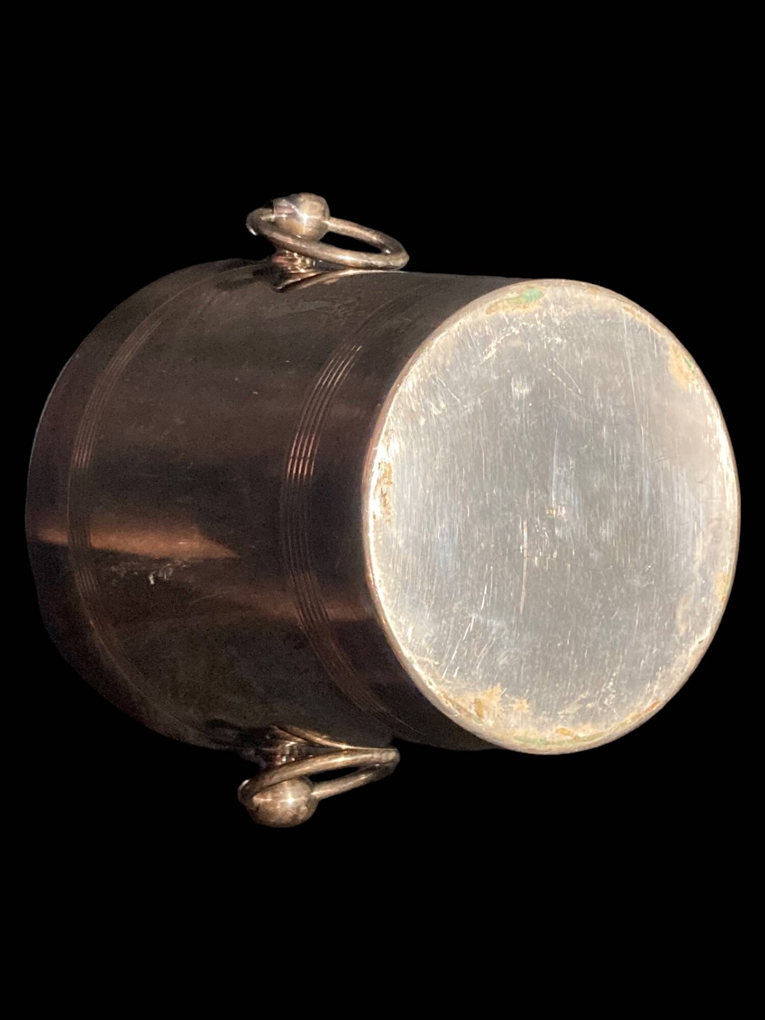 Silver metal champagne bucket