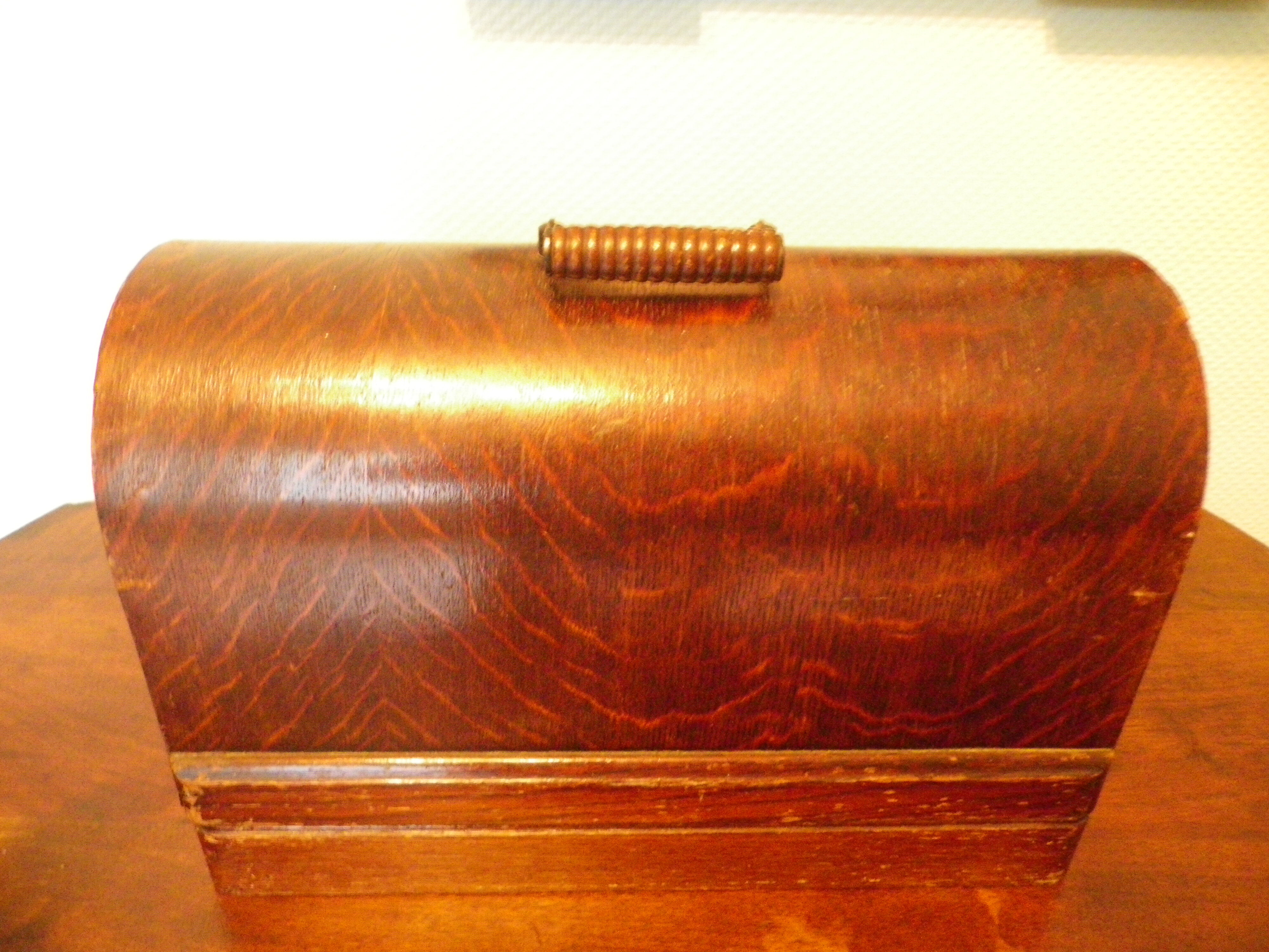 Singer sewing machine, portable, manual - Years 1926/1927